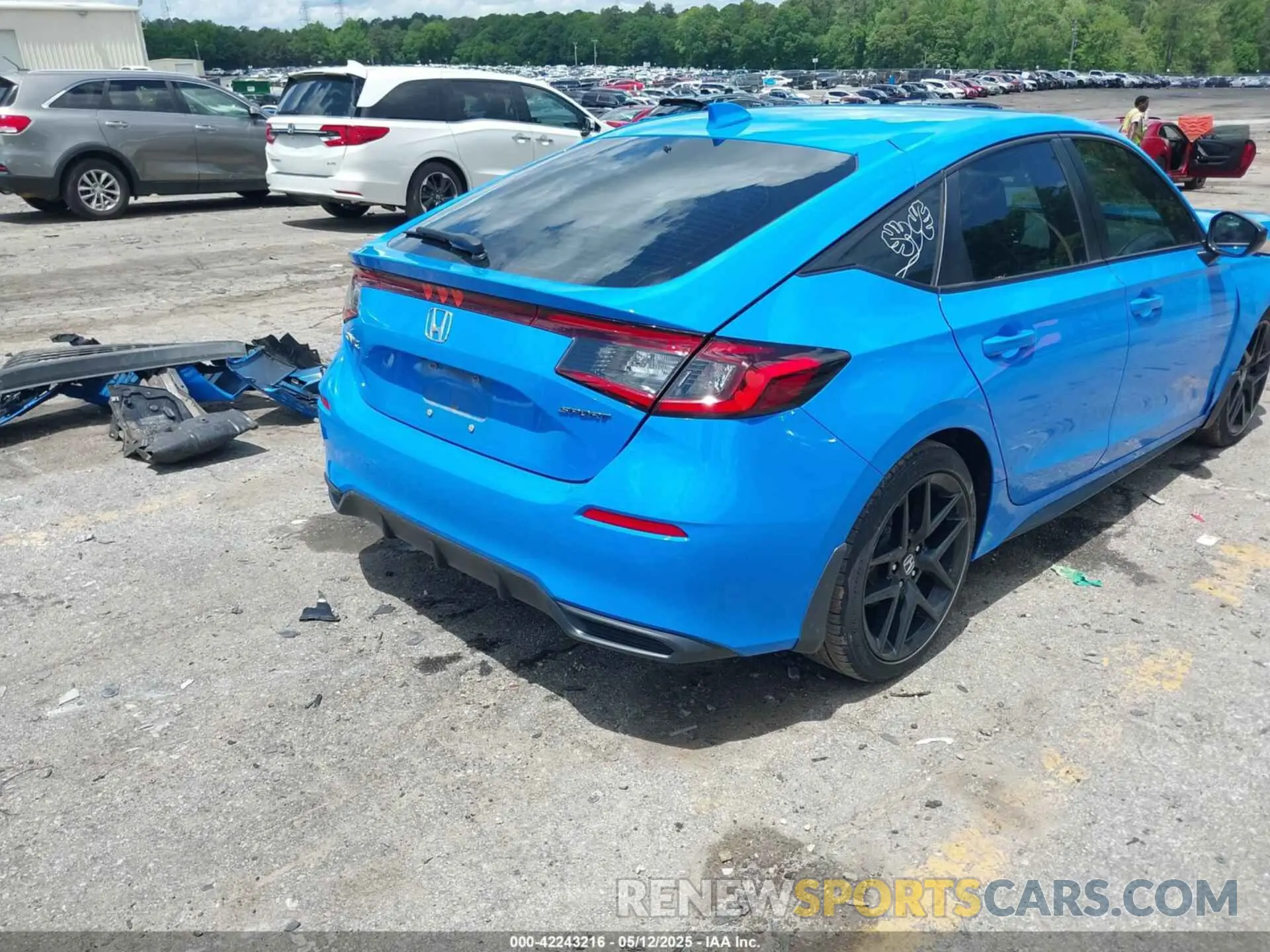 4 Photograph of a damaged car 19XFL2H84NE008317 HONDA CIVIC 2022