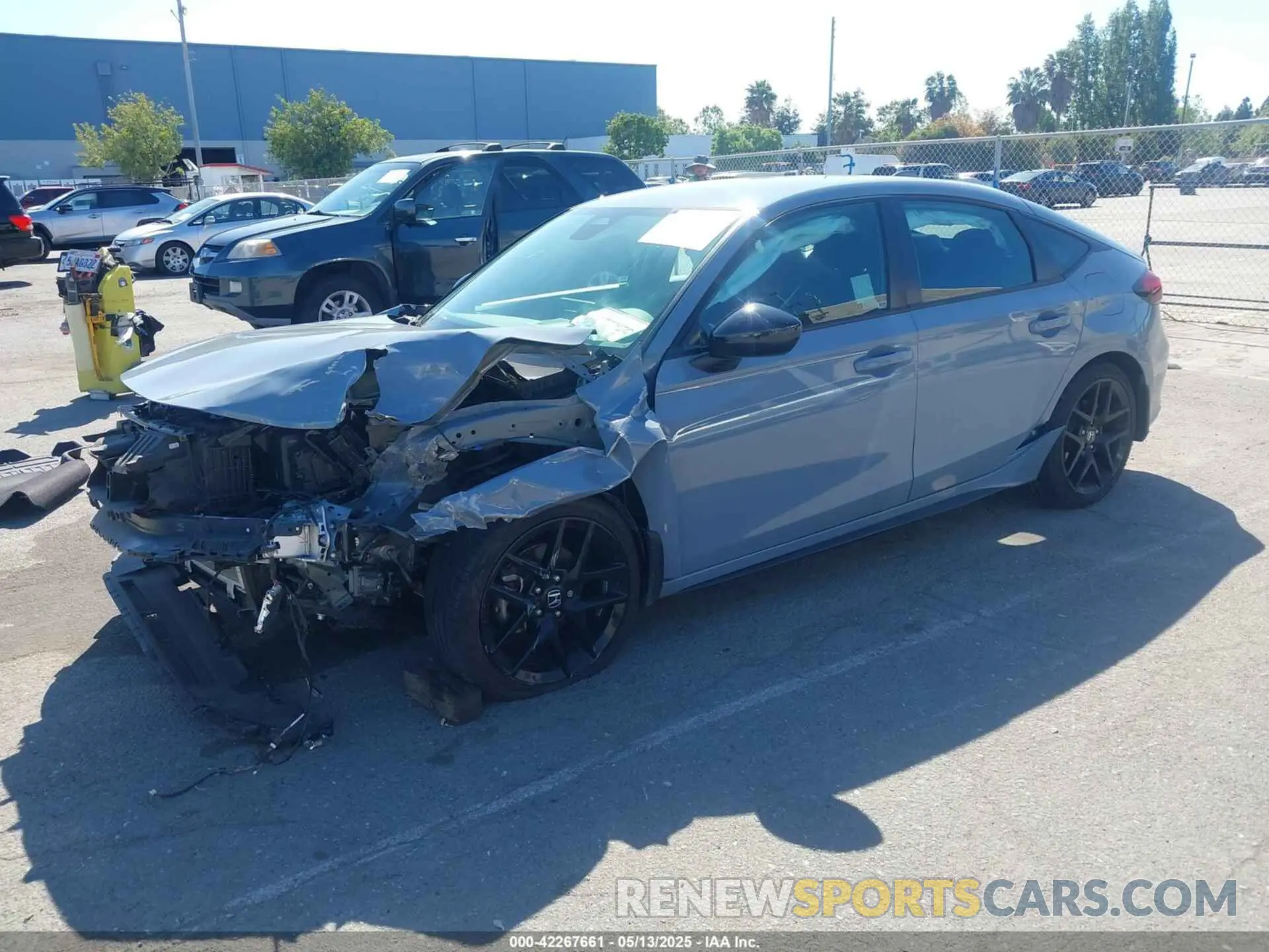 2 Photograph of a damaged car 19XFL2H84NE013601 HONDA CIVIC 2022