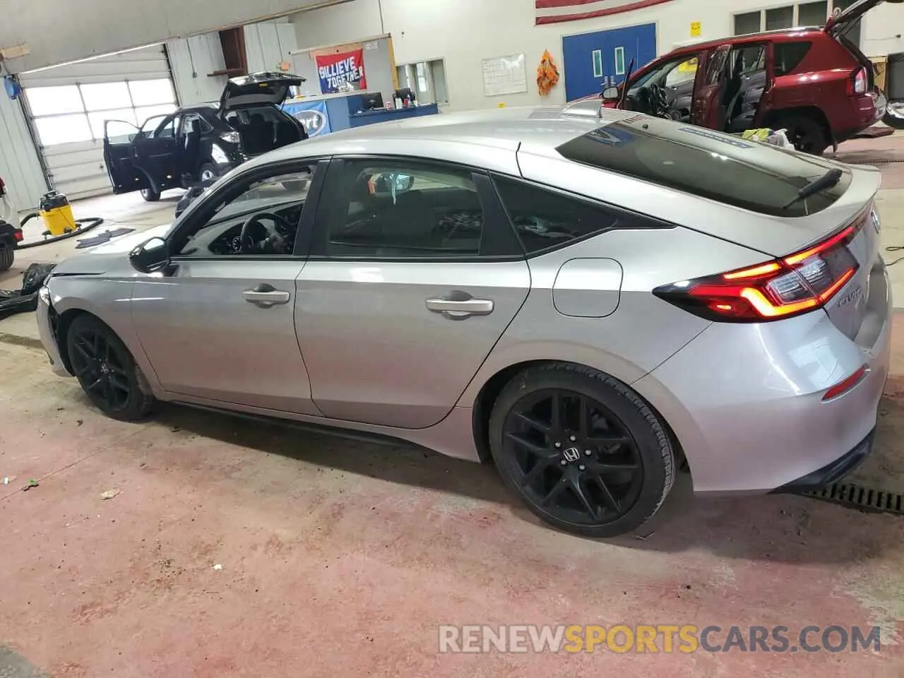 2 Photograph of a damaged car 19XFL2H86NE015690 HONDA CIVIC 2022