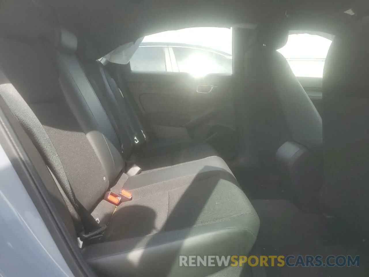 10 Photograph of a damaged car 19XFL2H87NE001099 HONDA CIVIC 2022