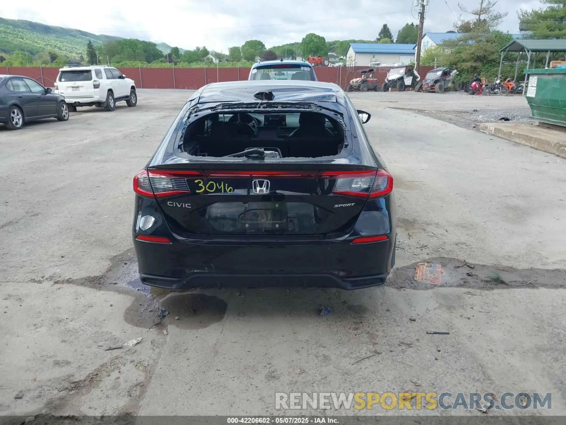 16 Photograph of a damaged car 19XFL2H87NE003046 HONDA CIVIC 2022