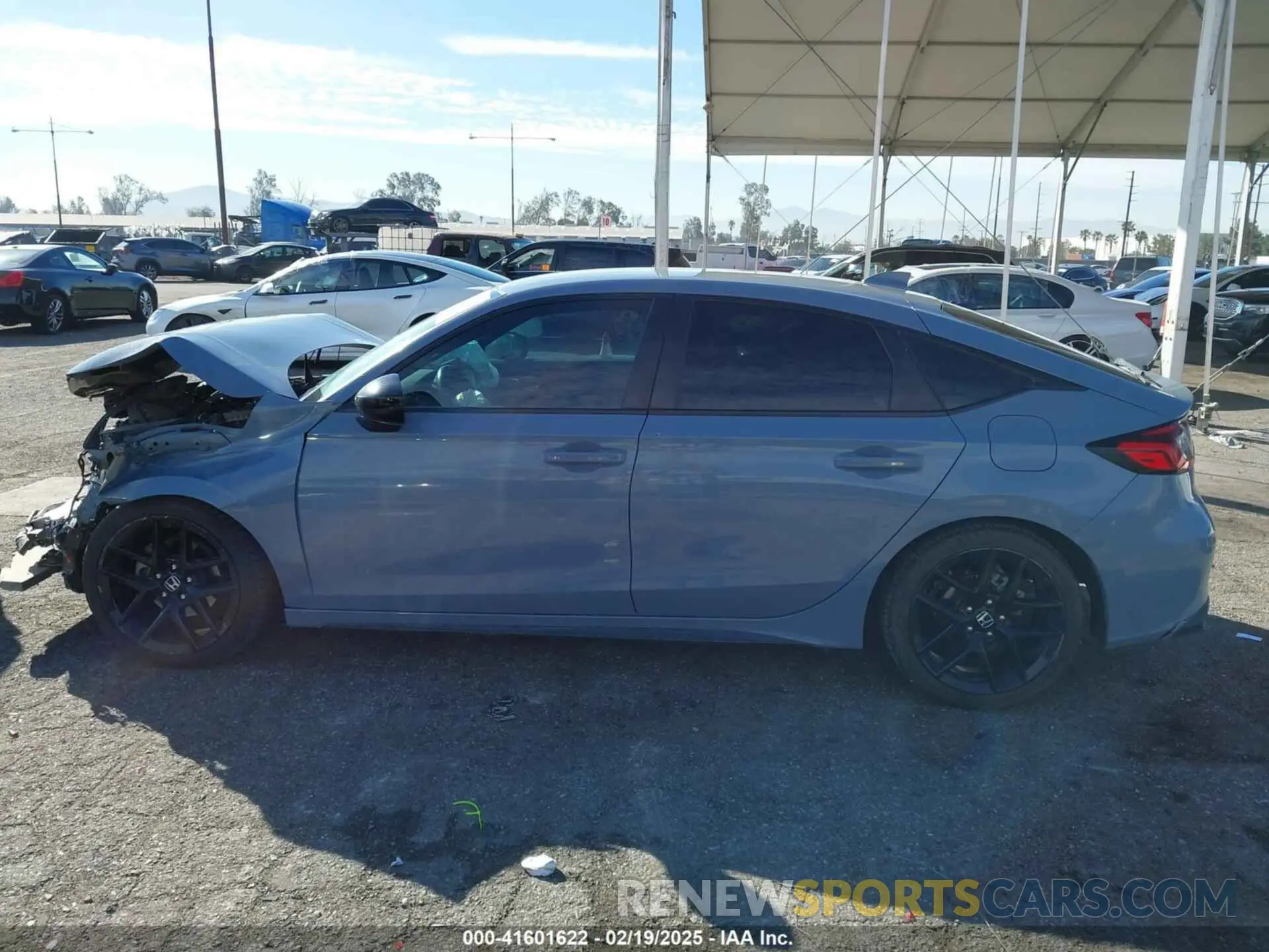 15 Photograph of a damaged car 19XFL2H87NE008375 HONDA CIVIC 2022