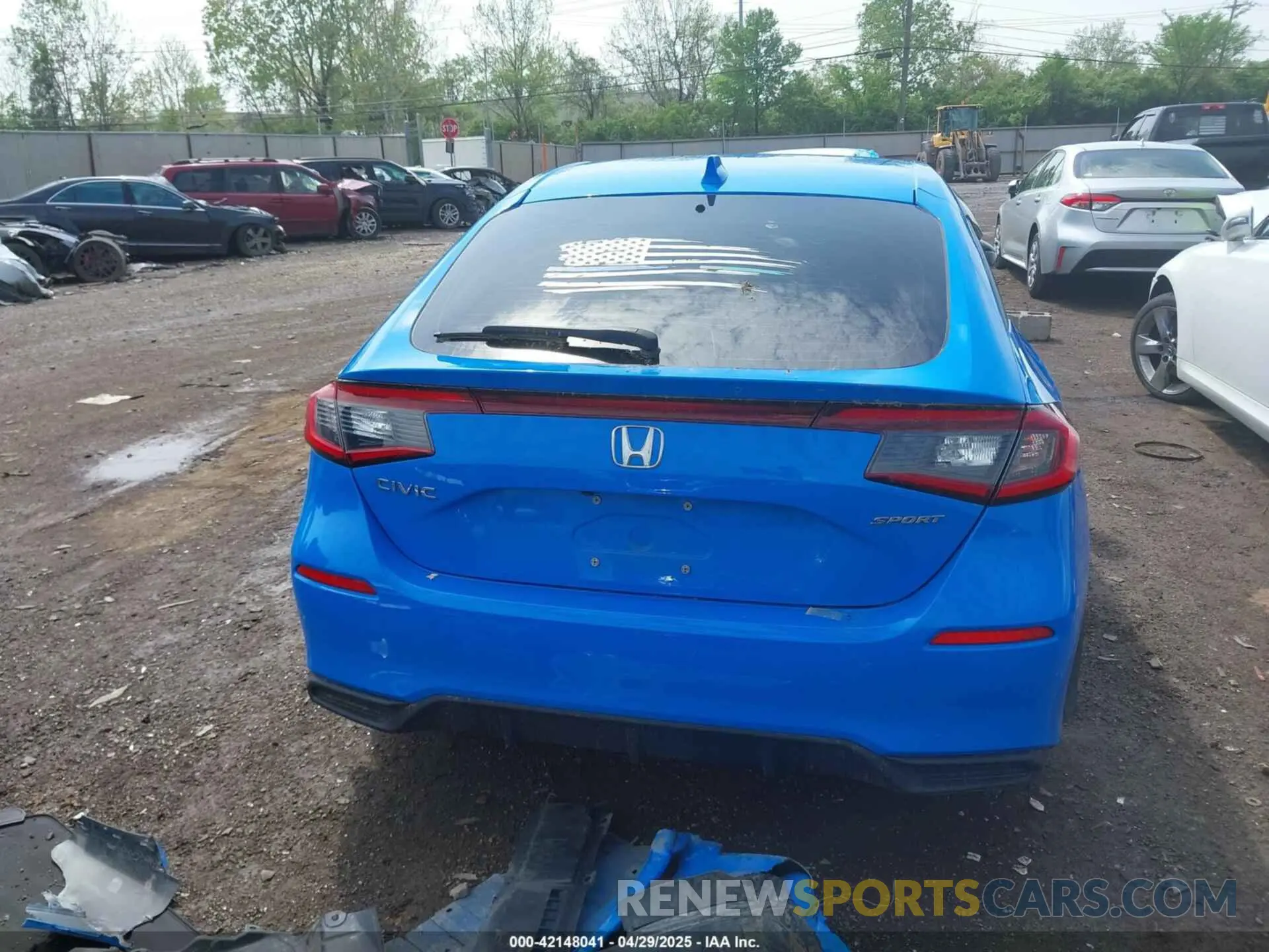 17 Photograph of a damaged car 19XFL2H87NE009767 HONDA CIVIC 2022