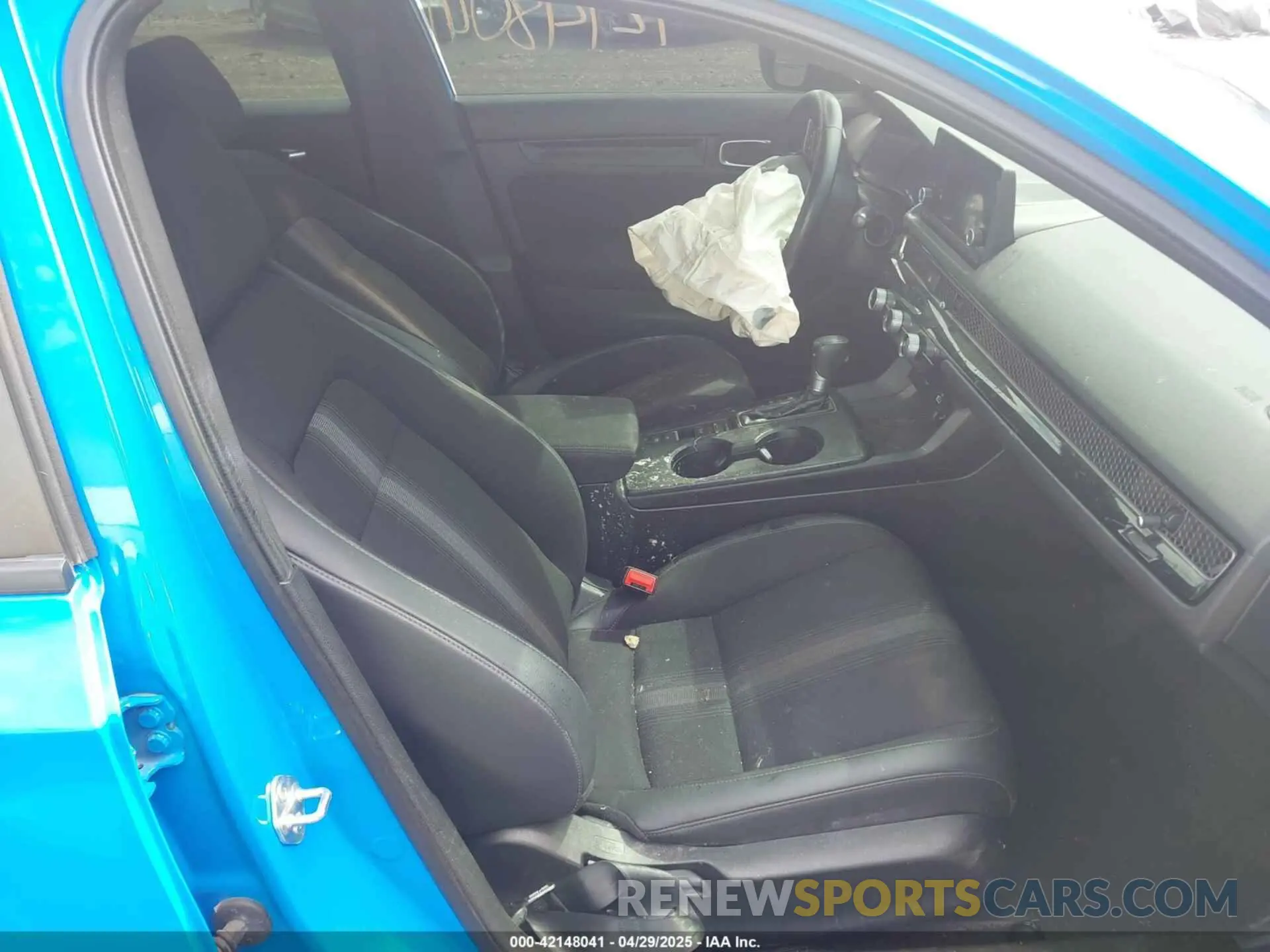 5 Photograph of a damaged car 19XFL2H87NE009767 HONDA CIVIC 2022