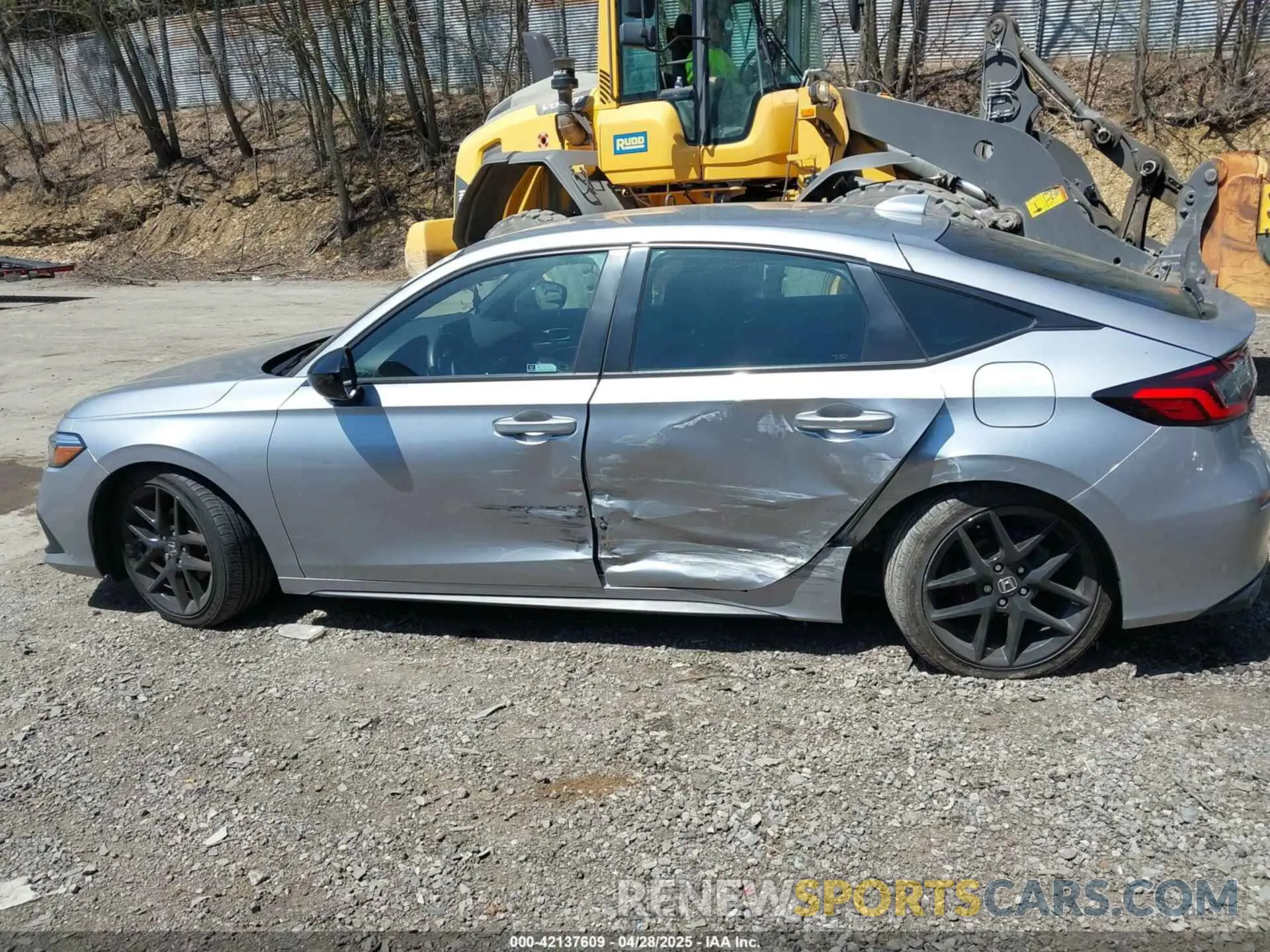 14 Photograph of a damaged car 19XFL2H88NE003878 HONDA CIVIC 2022