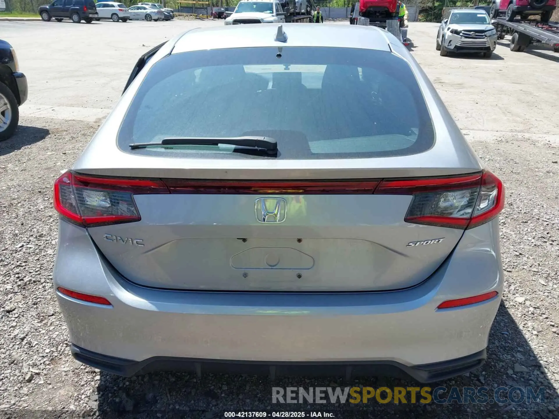 16 Photograph of a damaged car 19XFL2H88NE003878 HONDA CIVIC 2022