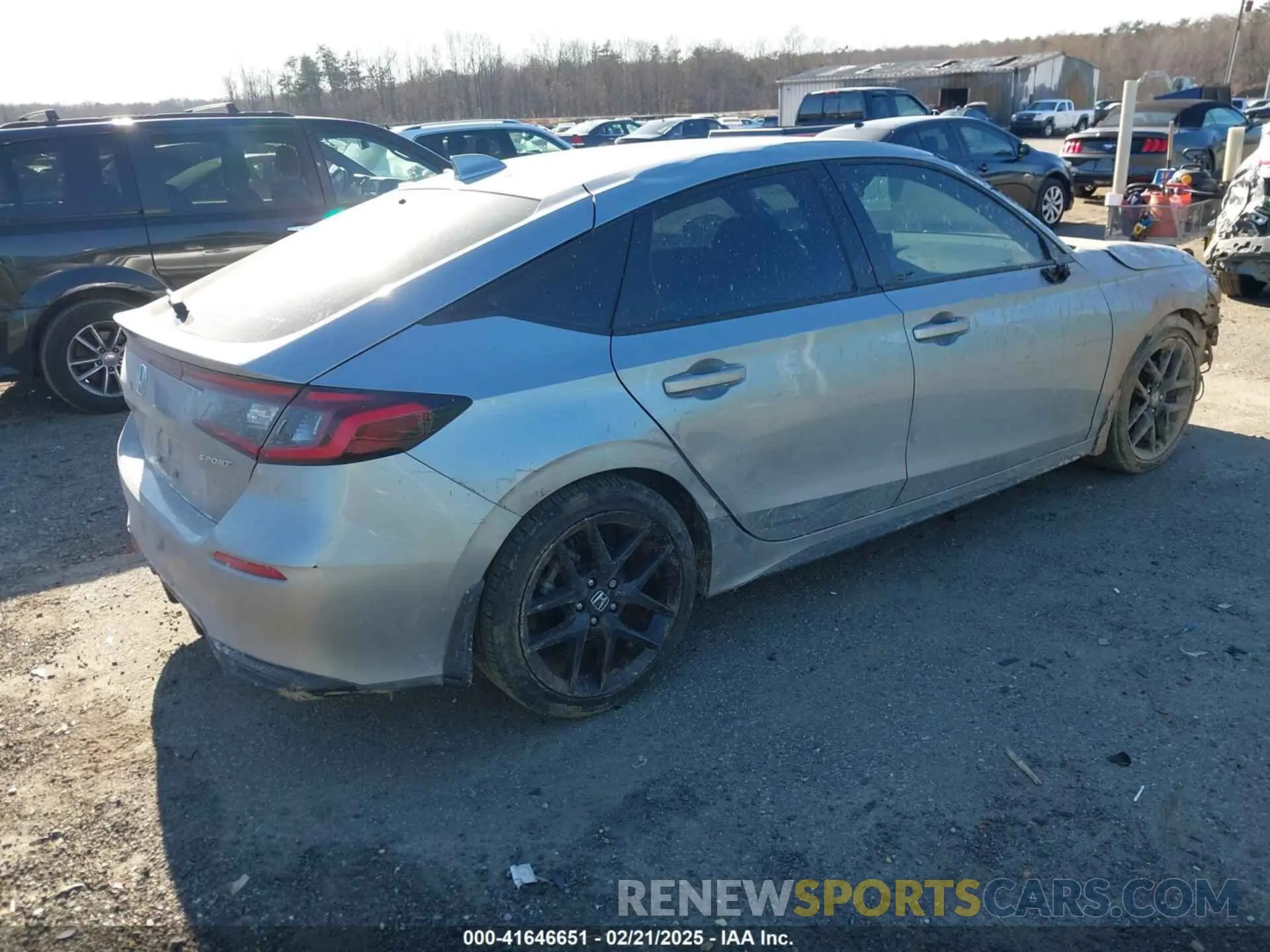 4 Photograph of a damaged car 19XFL2H8XNE002294 HONDA CIVIC 2022