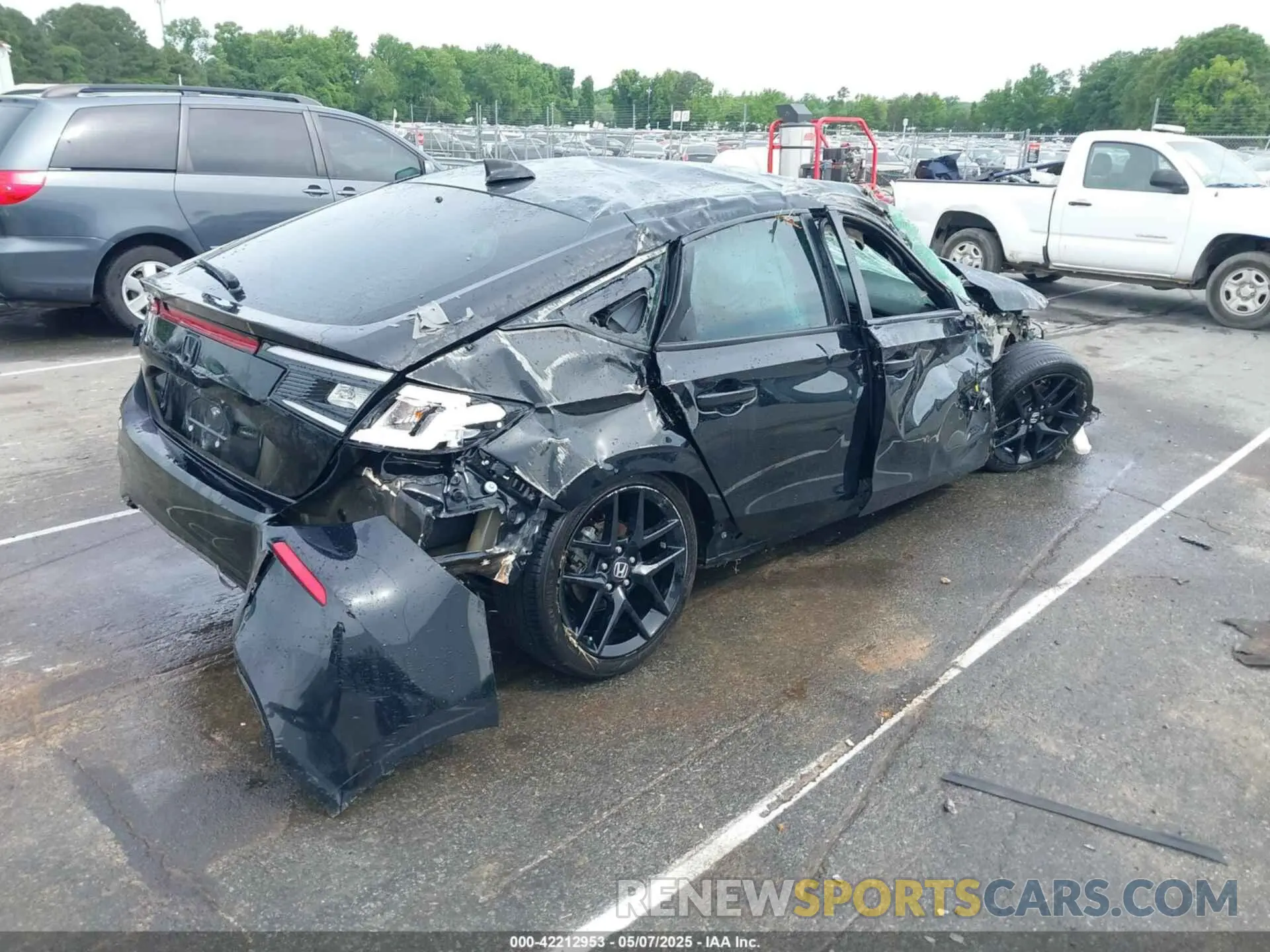 4 Photograph of a damaged car 19XFL2H8XNE002540 HONDA CIVIC 2022