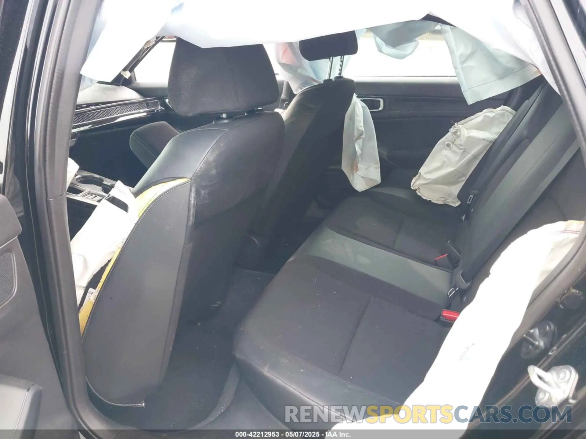 8 Photograph of a damaged car 19XFL2H8XNE002540 HONDA CIVIC 2022