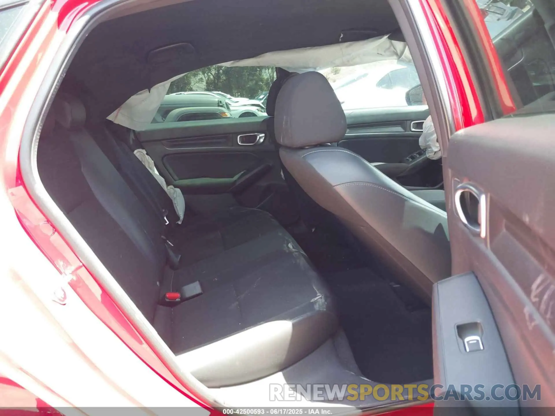 8 Photograph of a damaged car 19XFL2H8XNE005437 HONDA CIVIC 2022