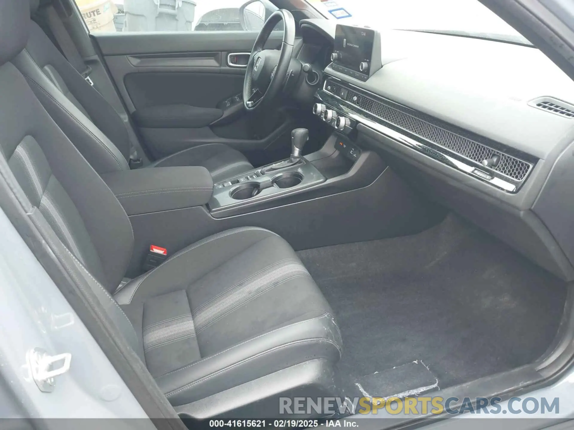5 Photograph of a damaged car 19XFL2H8XNE020438 HONDA CIVIC 2022