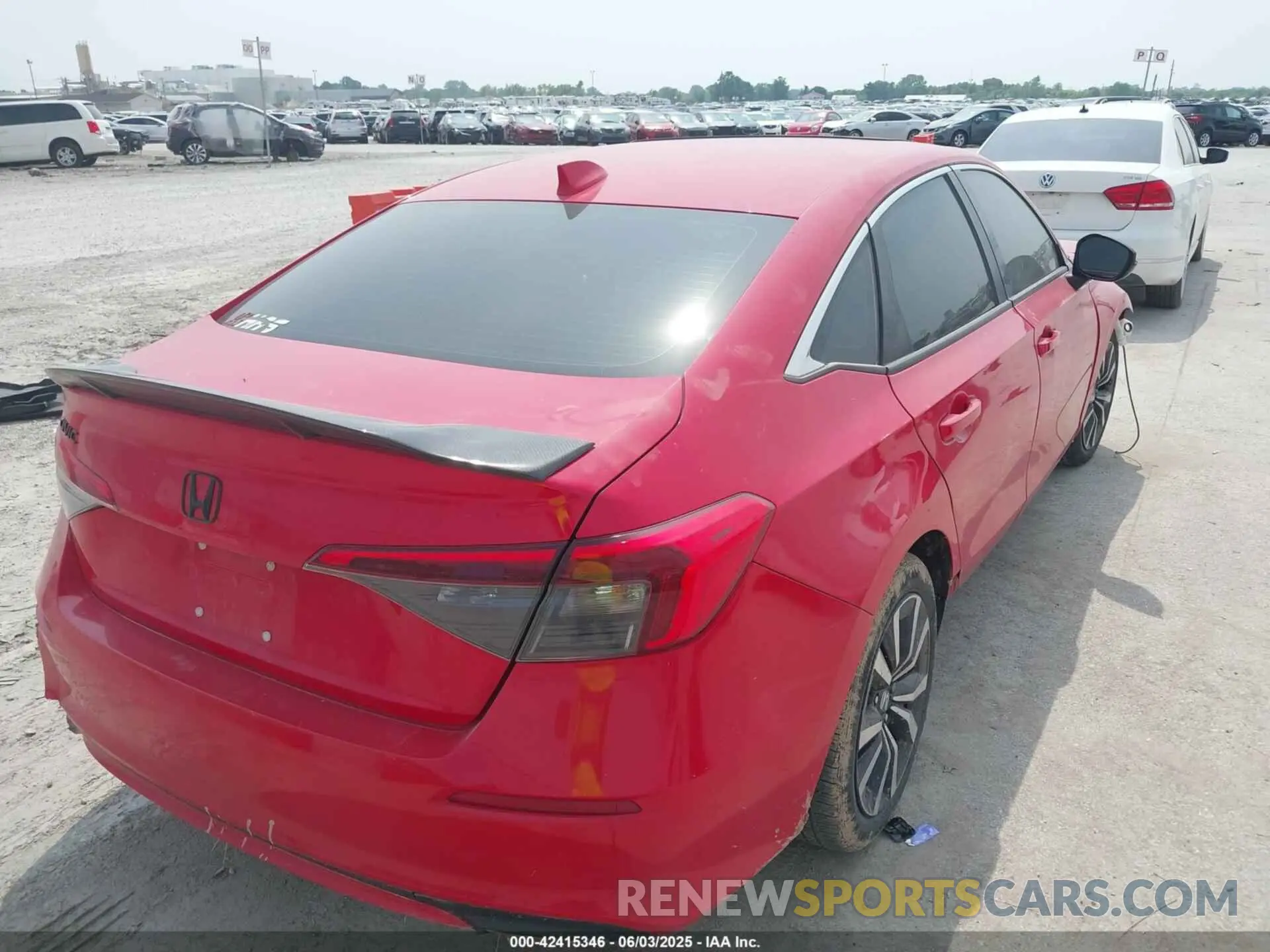 4 Photograph of a damaged car 2HGFE1F71NH302438 HONDA CIVIC 2022