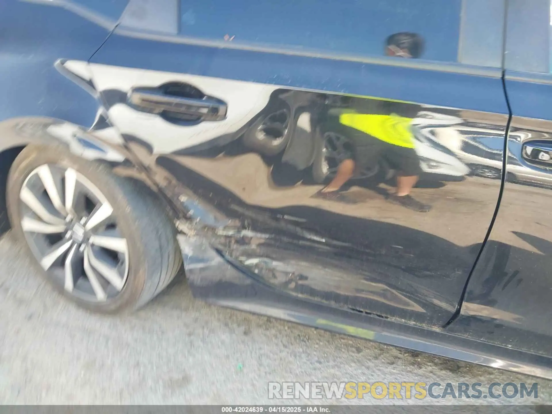 6 Photograph of a damaged car 2HGFE1F71NH312953 HONDA CIVIC 2022