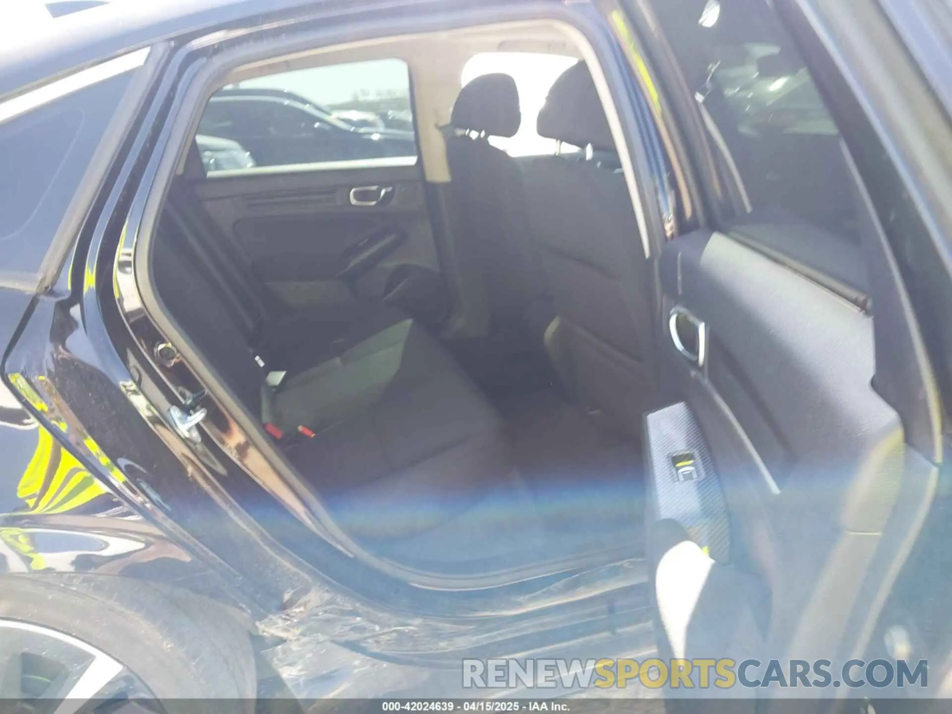 8 Photograph of a damaged car 2HGFE1F71NH312953 HONDA CIVIC 2022