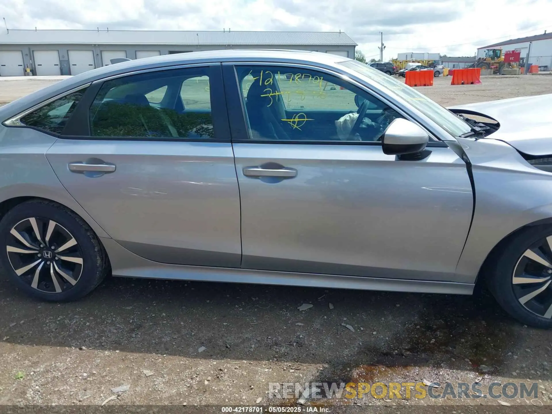 13 Photograph of a damaged car 2HGFE1F71NH314816 HONDA CIVIC 2022