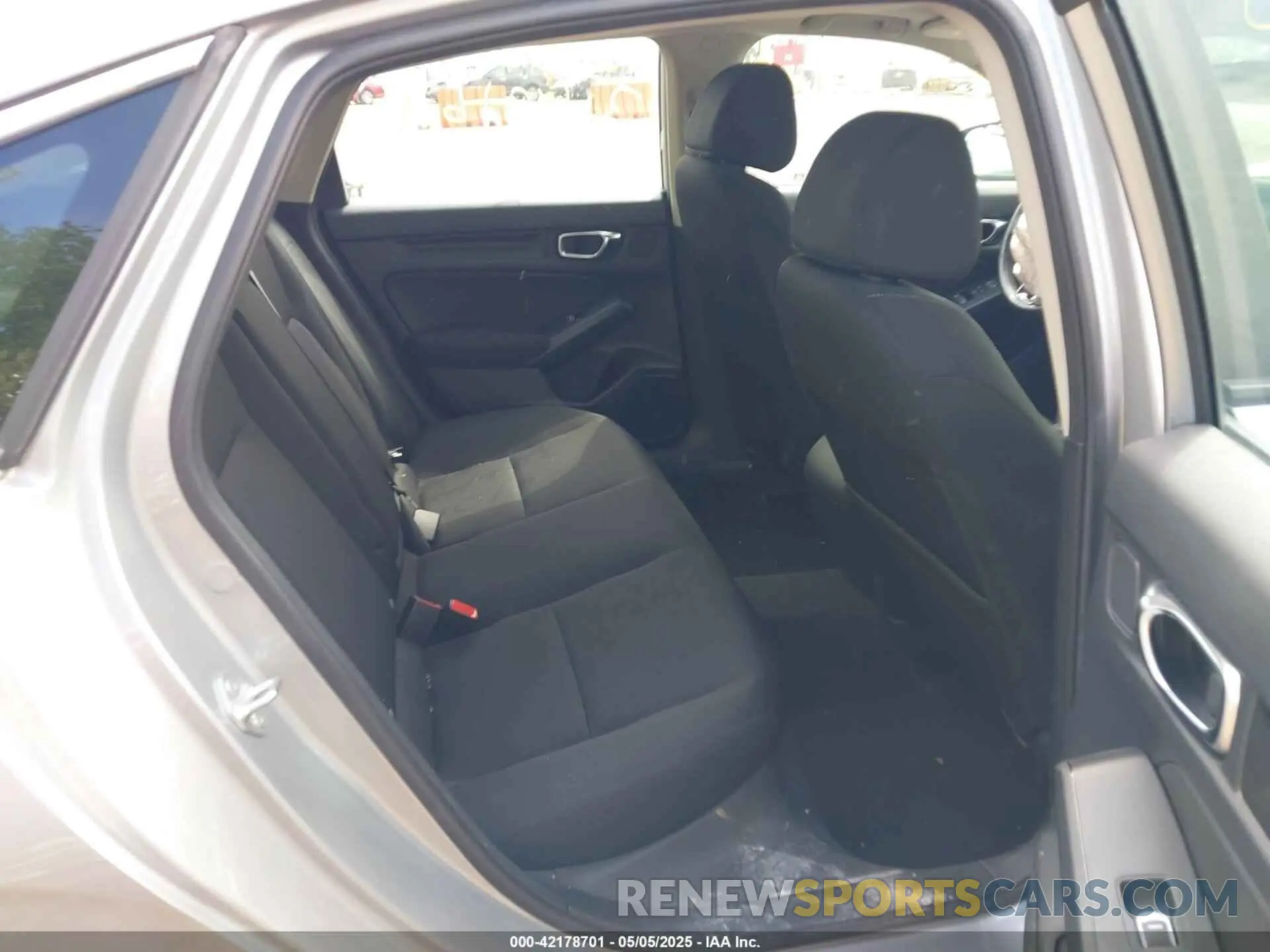 8 Photograph of a damaged car 2HGFE1F71NH314816 HONDA CIVIC 2022