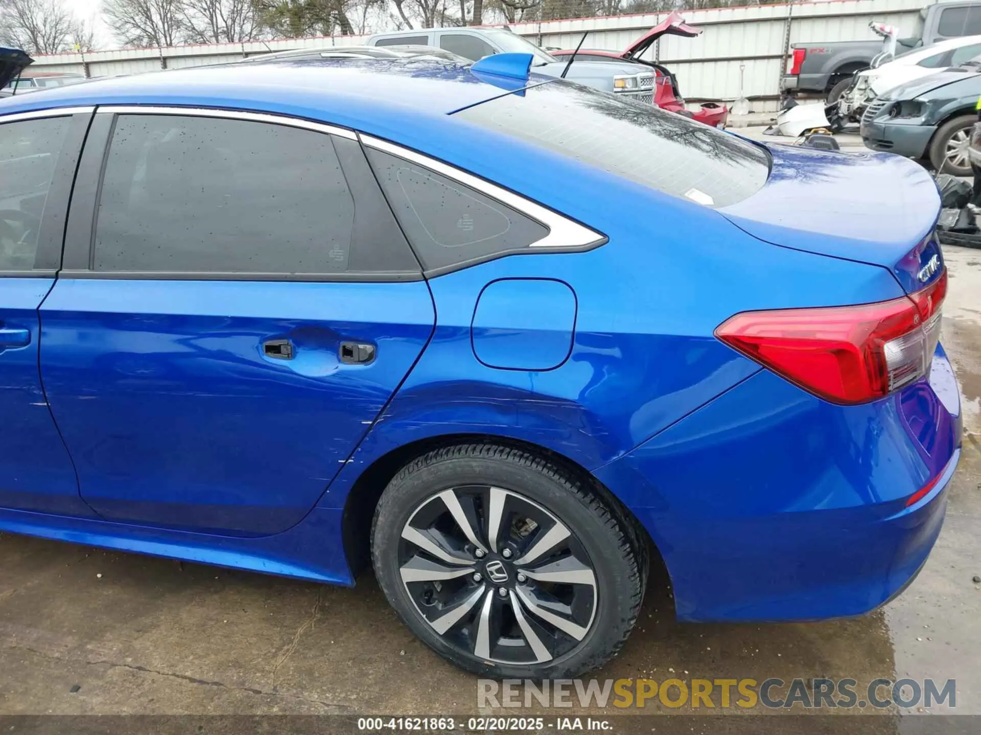 20 Photograph of a damaged car 2HGFE1F72NH325873 HONDA CIVIC 2022