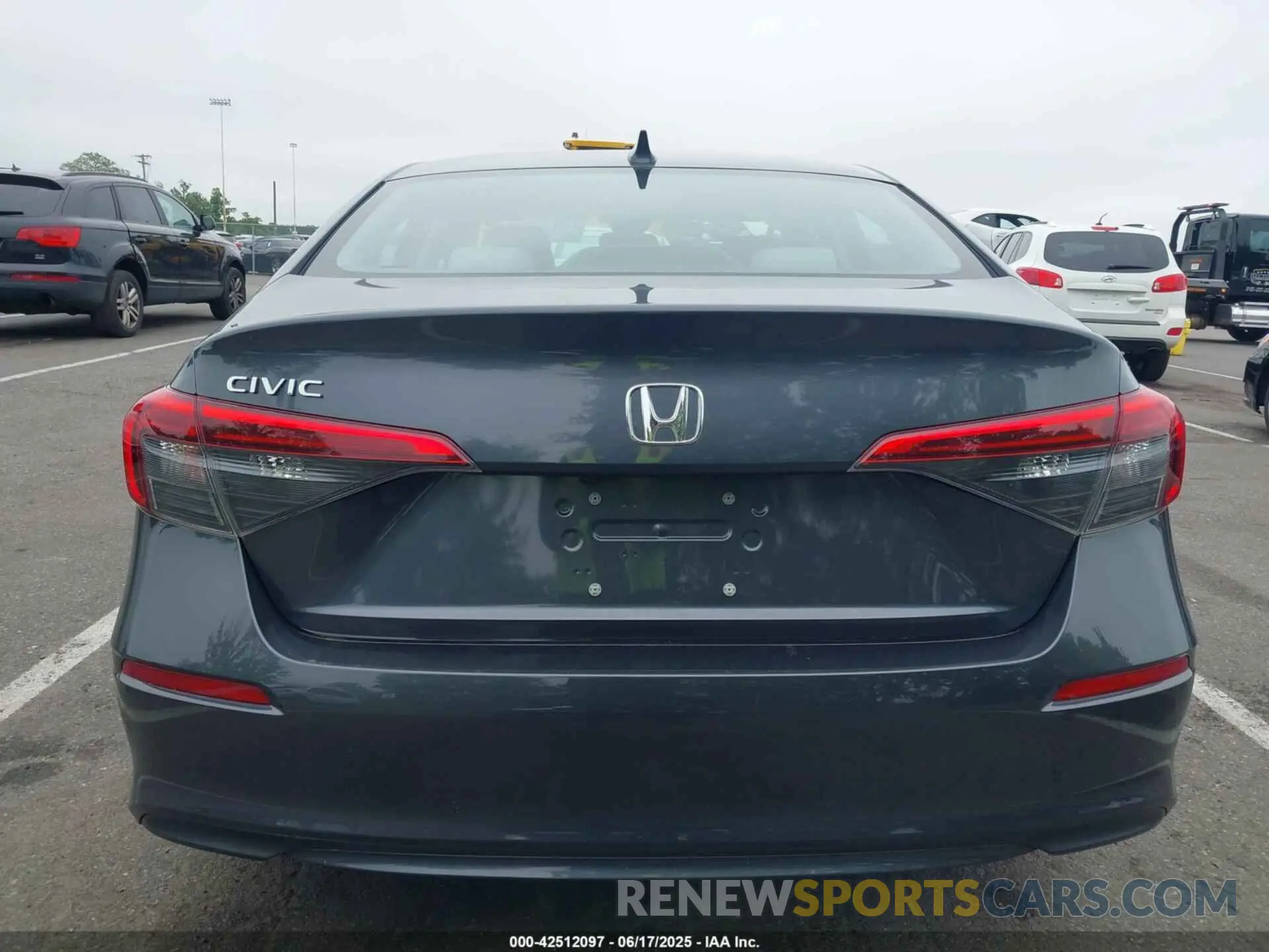 16 Photograph of a damaged car 2HGFE1F73NH315899 HONDA CIVIC 2022