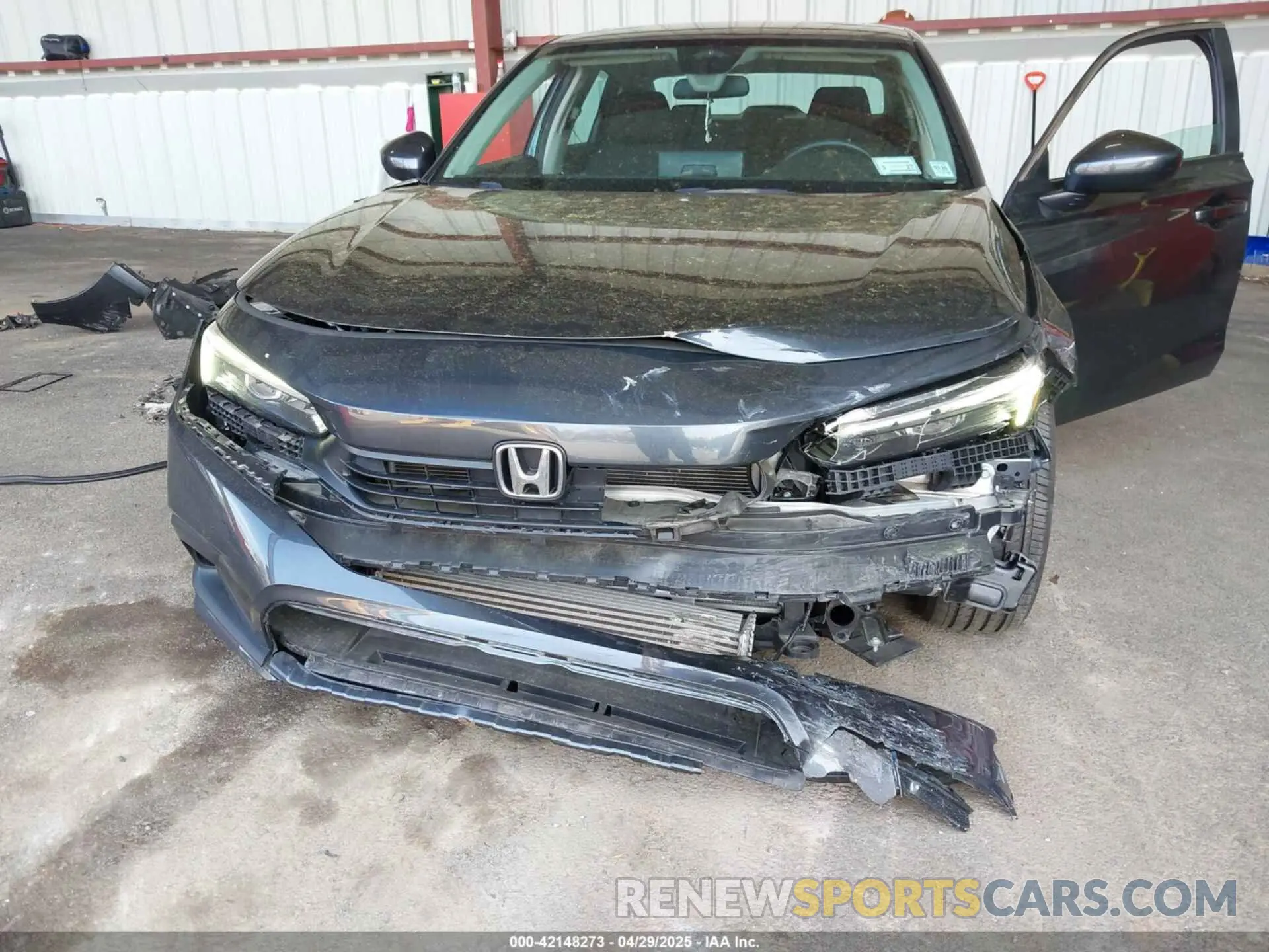 6 Photograph of a damaged car 2HGFE1F73NH318592 HONDA CIVIC 2022