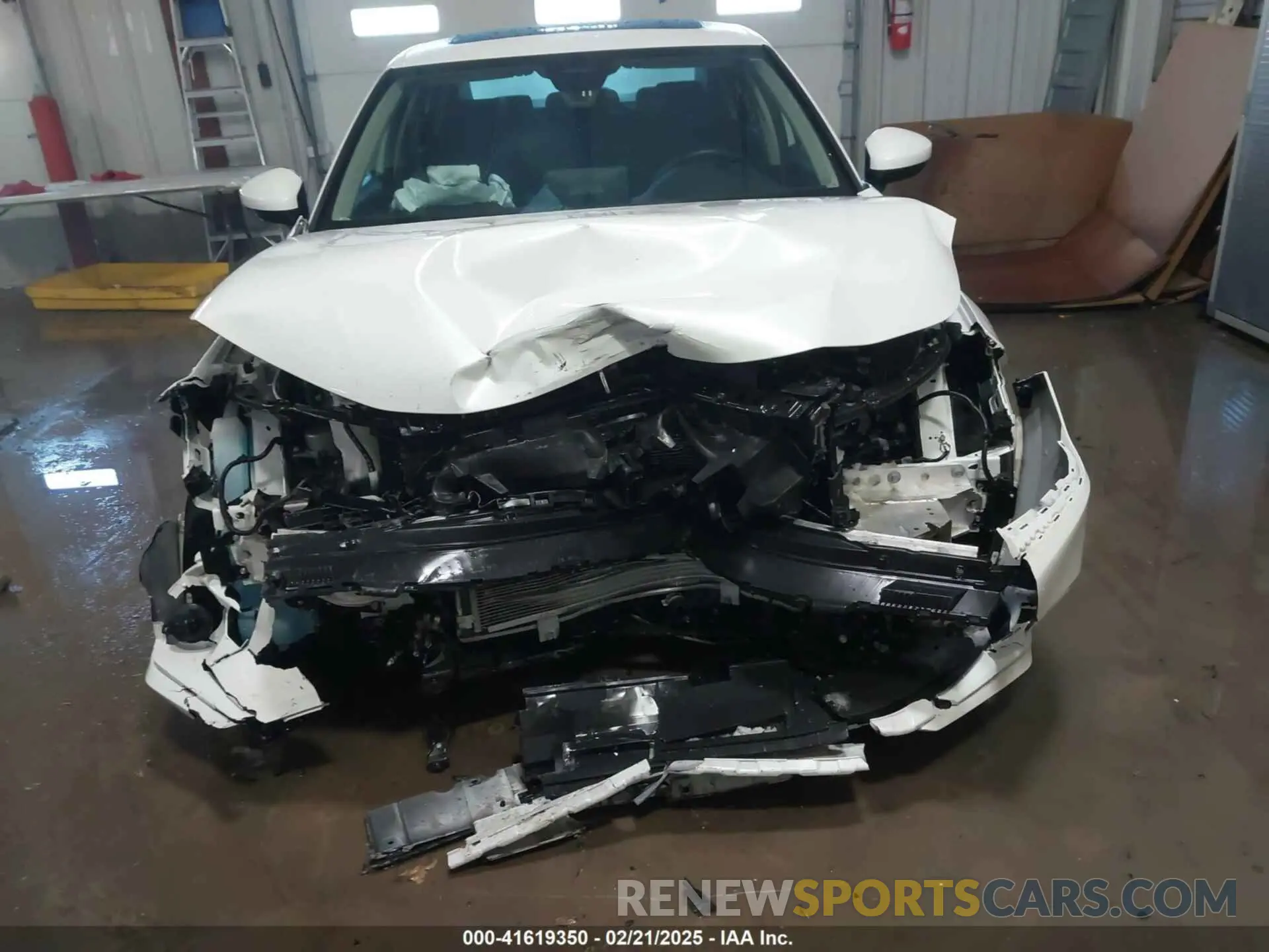 6 Photograph of a damaged car 2HGFE1F74NH313899 HONDA CIVIC 2022