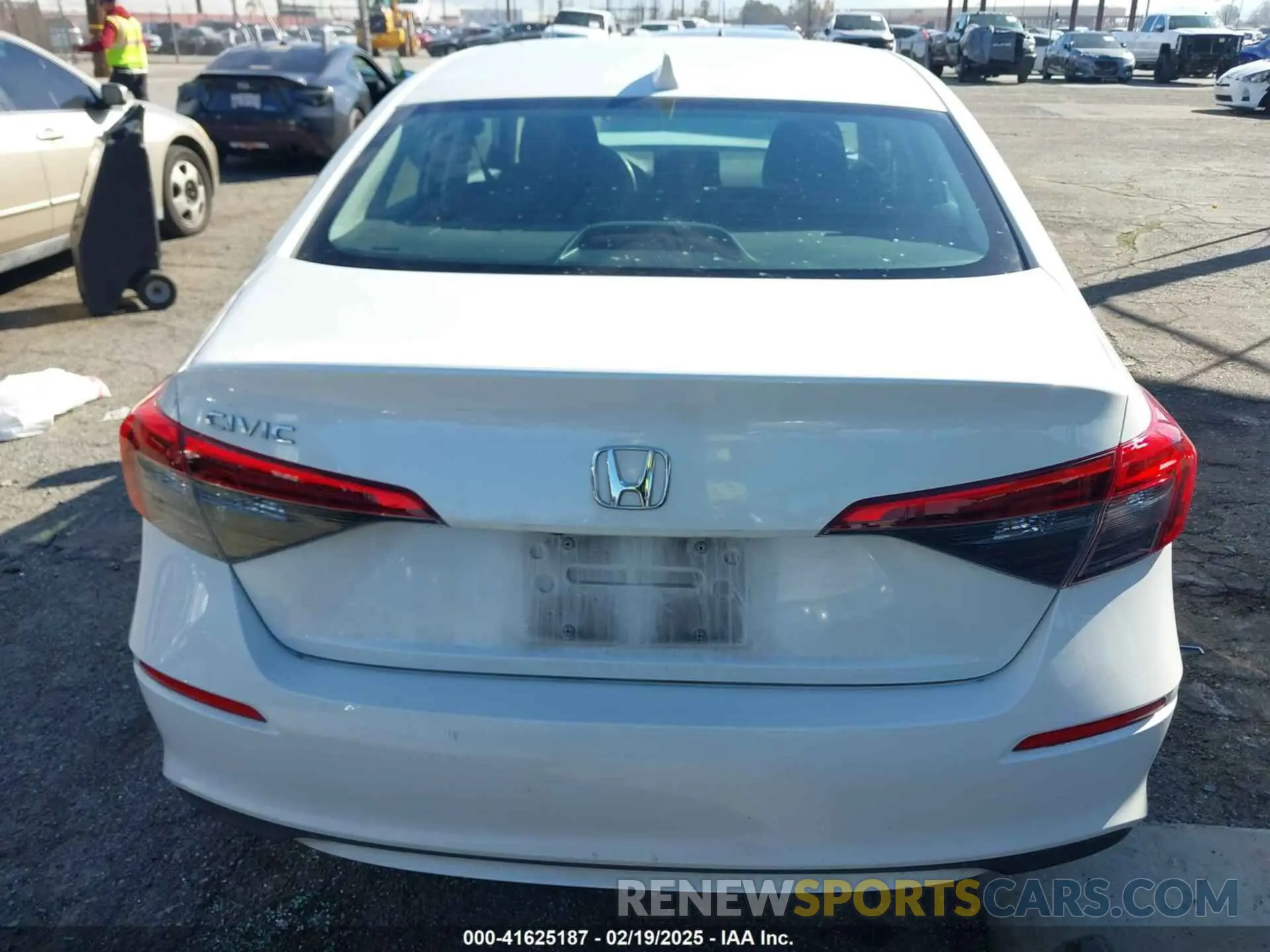 16 Photograph of a damaged car 2HGFE1F76NH318022 HONDA CIVIC 2022