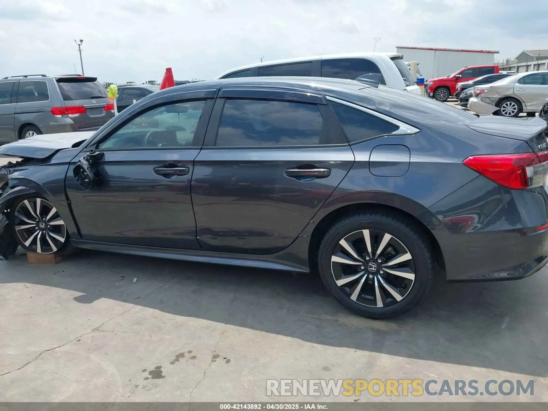15 Photograph of a damaged car 2HGFE1F76NH319493 HONDA CIVIC 2022