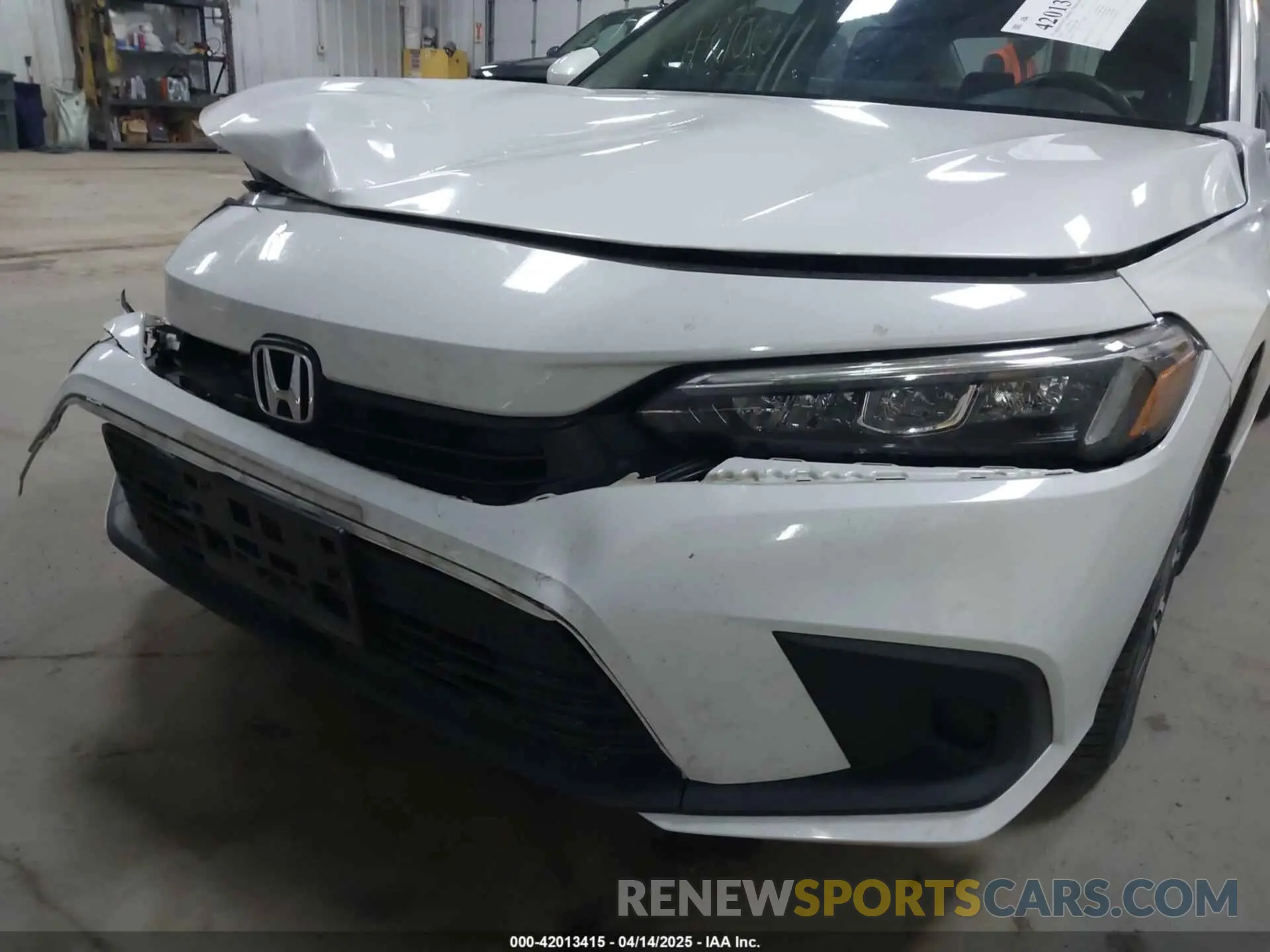 17 Photograph of a damaged car 2HGFE1F78NH323948 HONDA CIVIC 2022