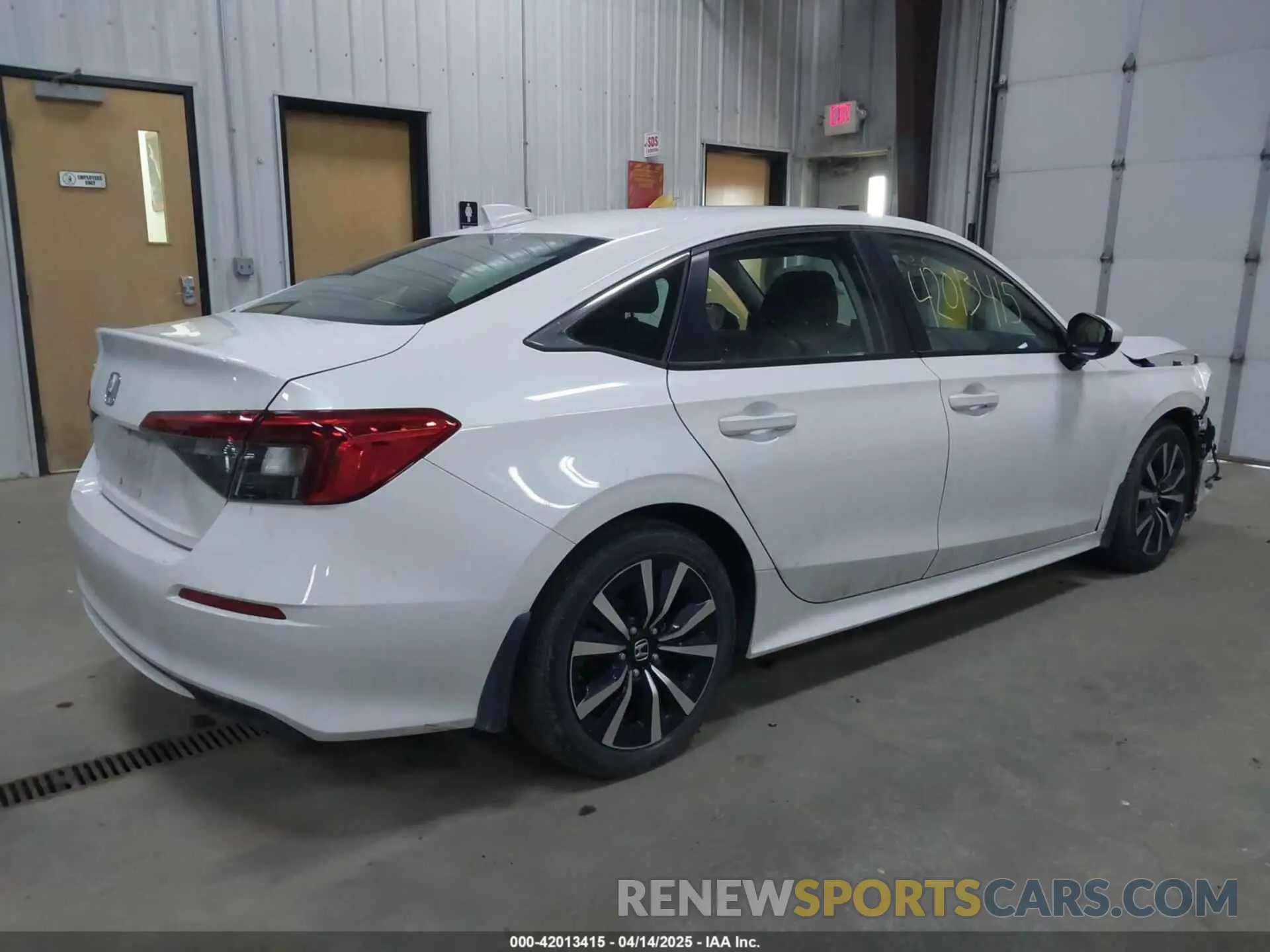 4 Photograph of a damaged car 2HGFE1F78NH323948 HONDA CIVIC 2022