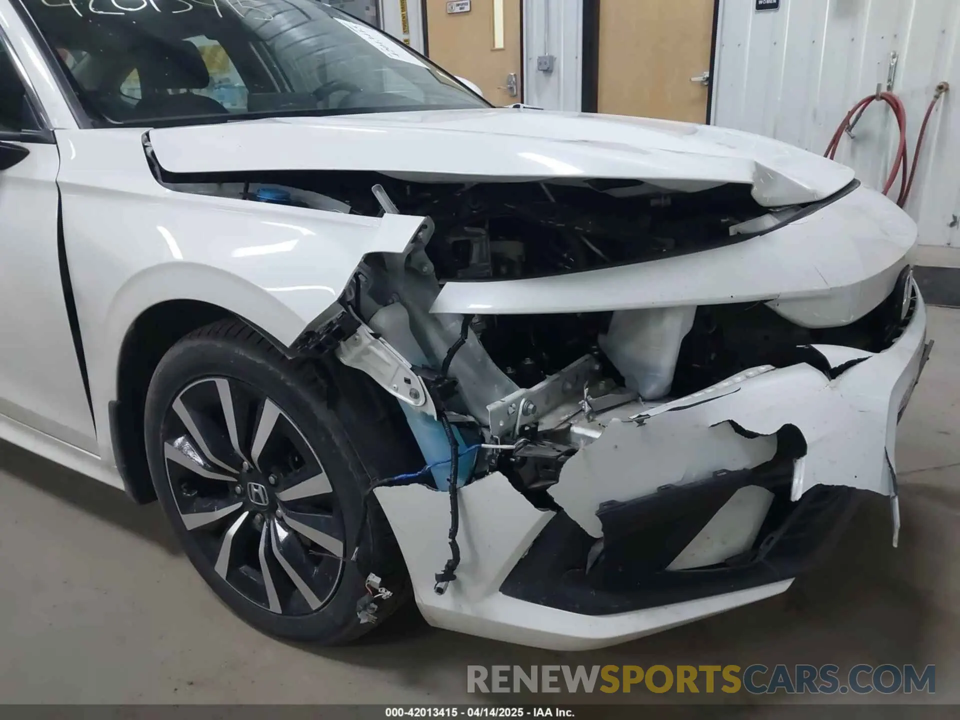 6 Photograph of a damaged car 2HGFE1F78NH323948 HONDA CIVIC 2022