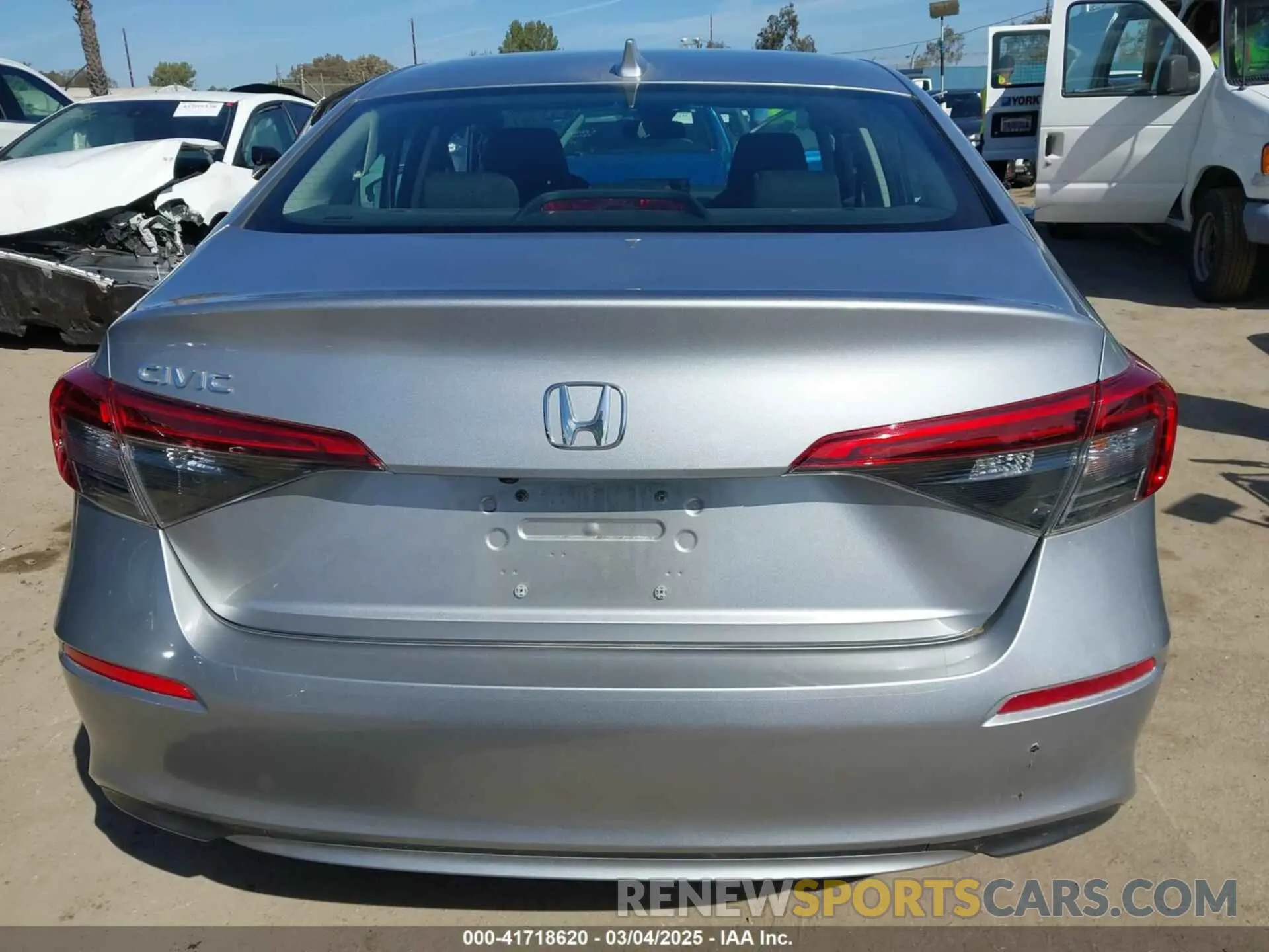 16 Photograph of a damaged car 2HGFE1F79NH327295 HONDA CIVIC 2022