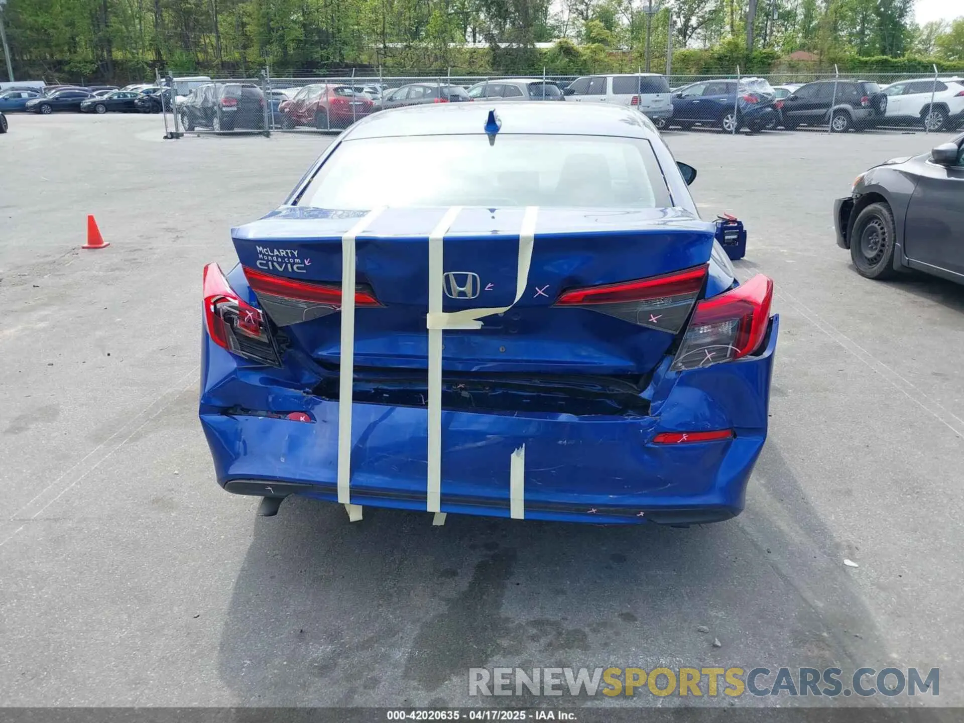 16 Photograph of a damaged car 2HGFE1F7XNH303376 HONDA CIVIC 2022