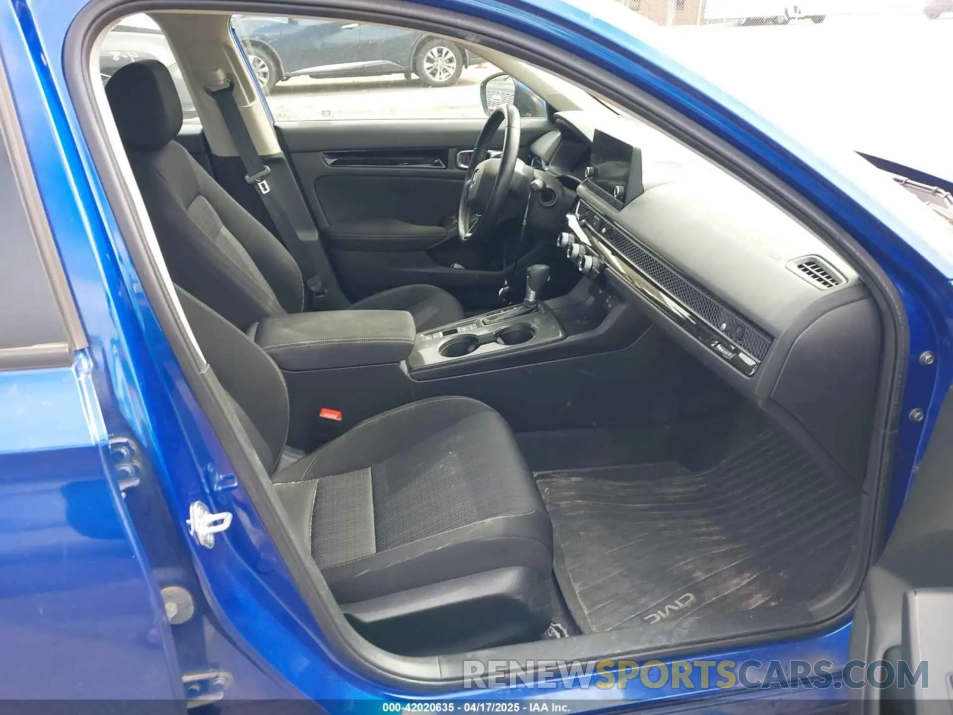 5 Photograph of a damaged car 2HGFE1F7XNH303376 HONDA CIVIC 2022