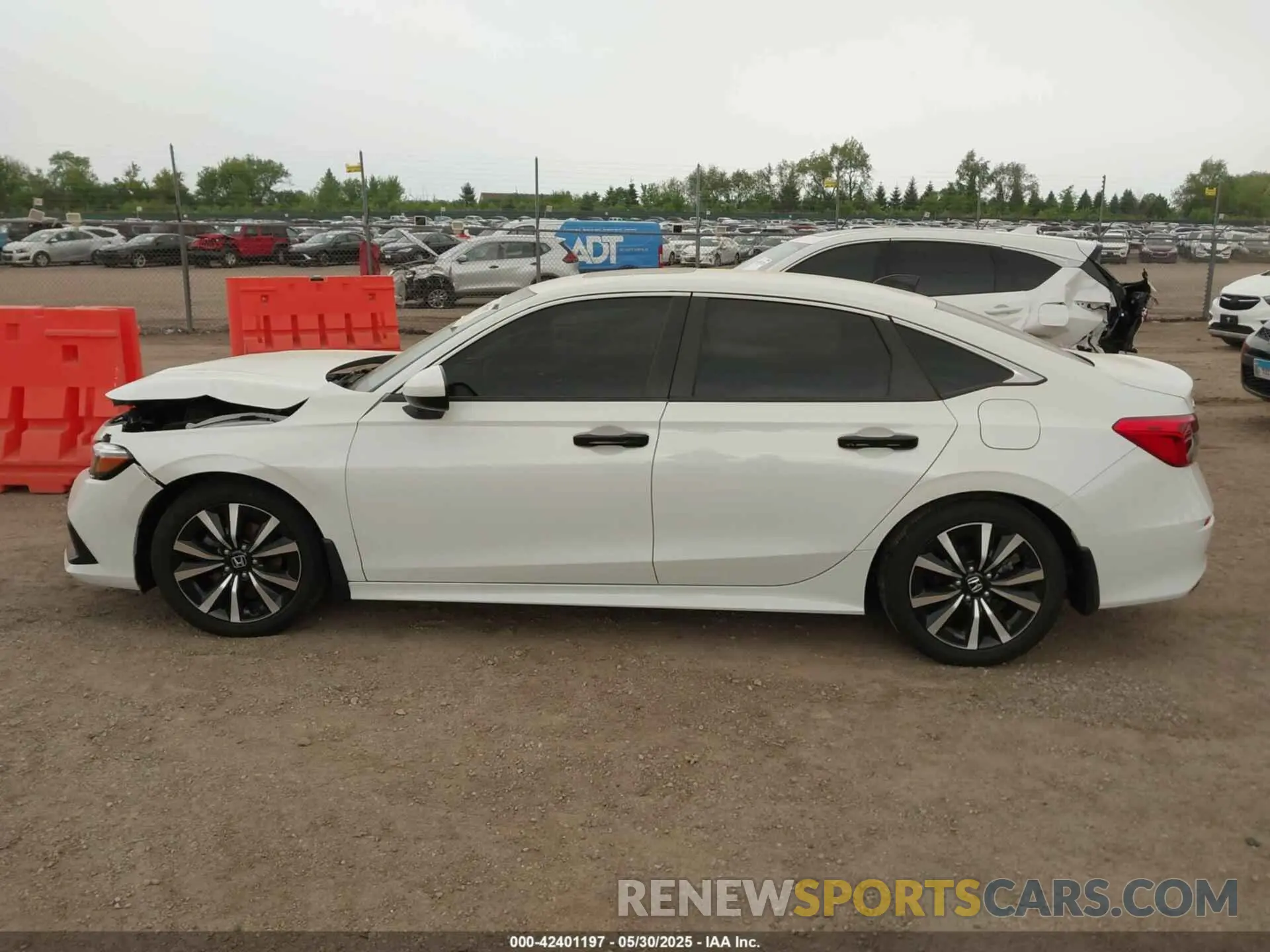14 Photograph of a damaged car 2HGFE1F7XNH323997 HONDA CIVIC 2022