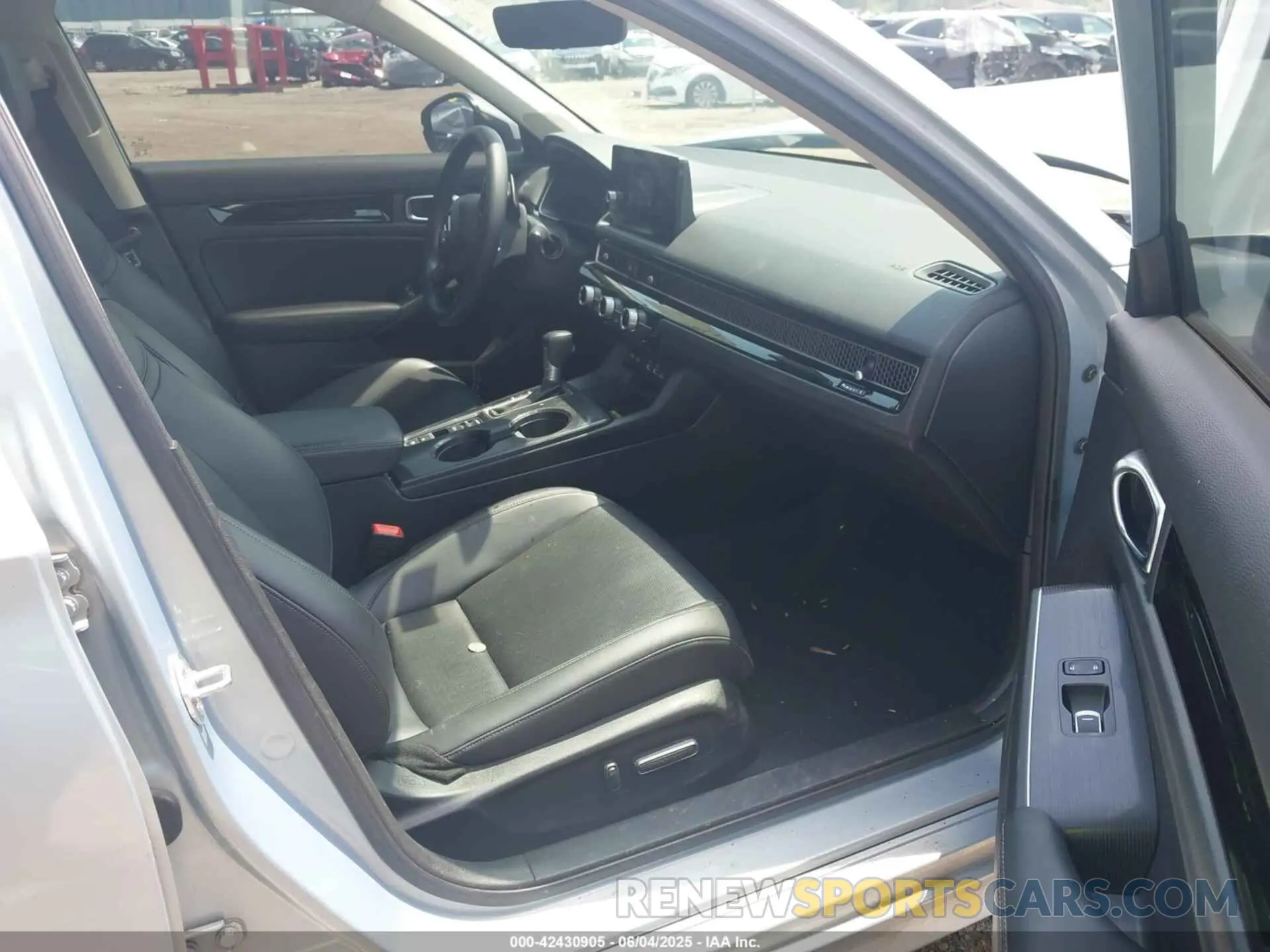 5 Photograph of a damaged car 2HGFE1F95NH309572 HONDA CIVIC 2022
