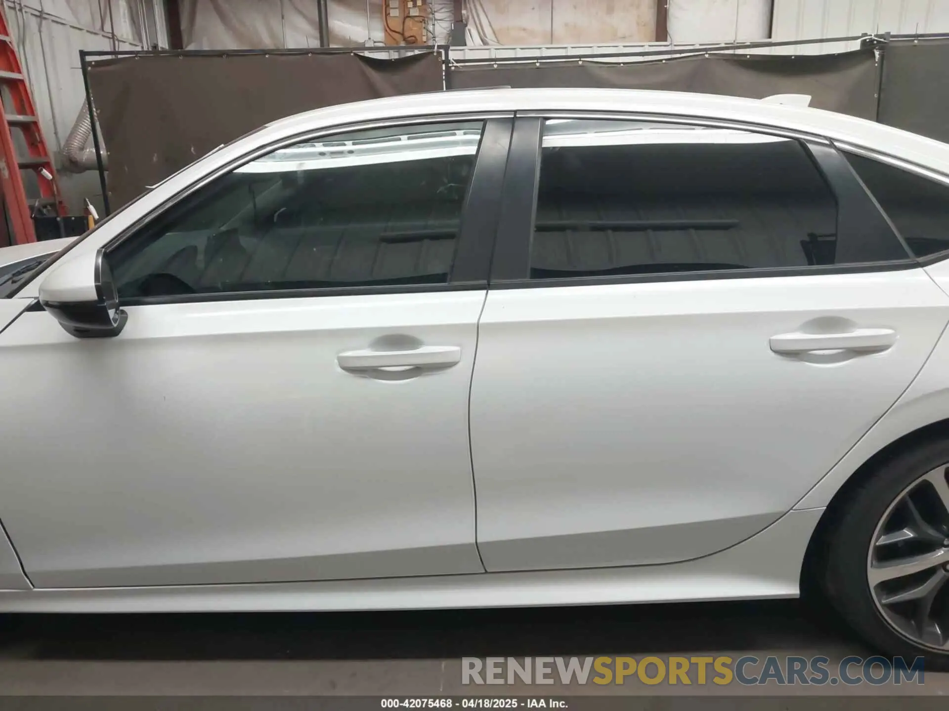 14 Photograph of a damaged car 2HGFE1F96NH302825 HONDA CIVIC 2022