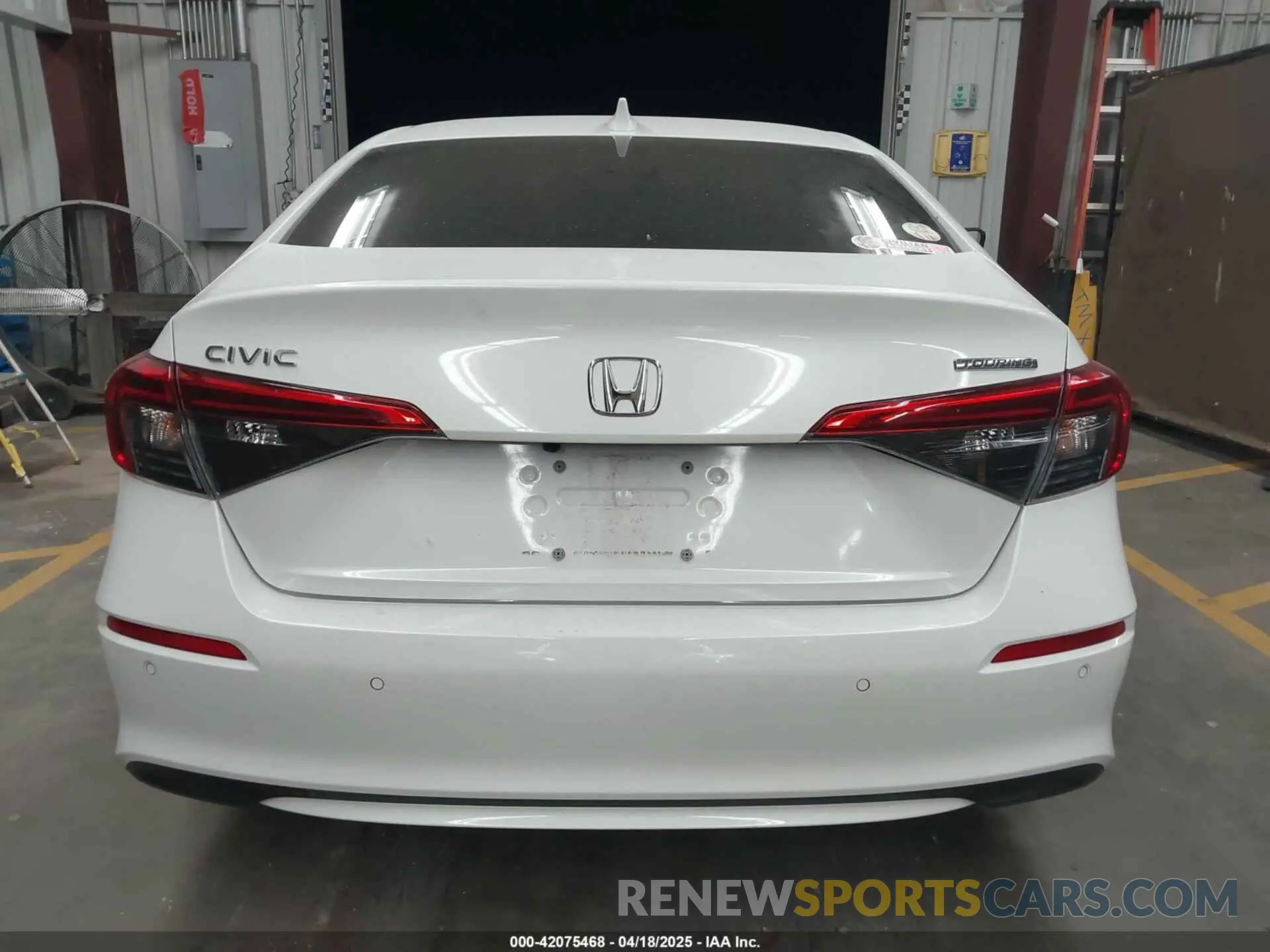 16 Photograph of a damaged car 2HGFE1F96NH302825 HONDA CIVIC 2022