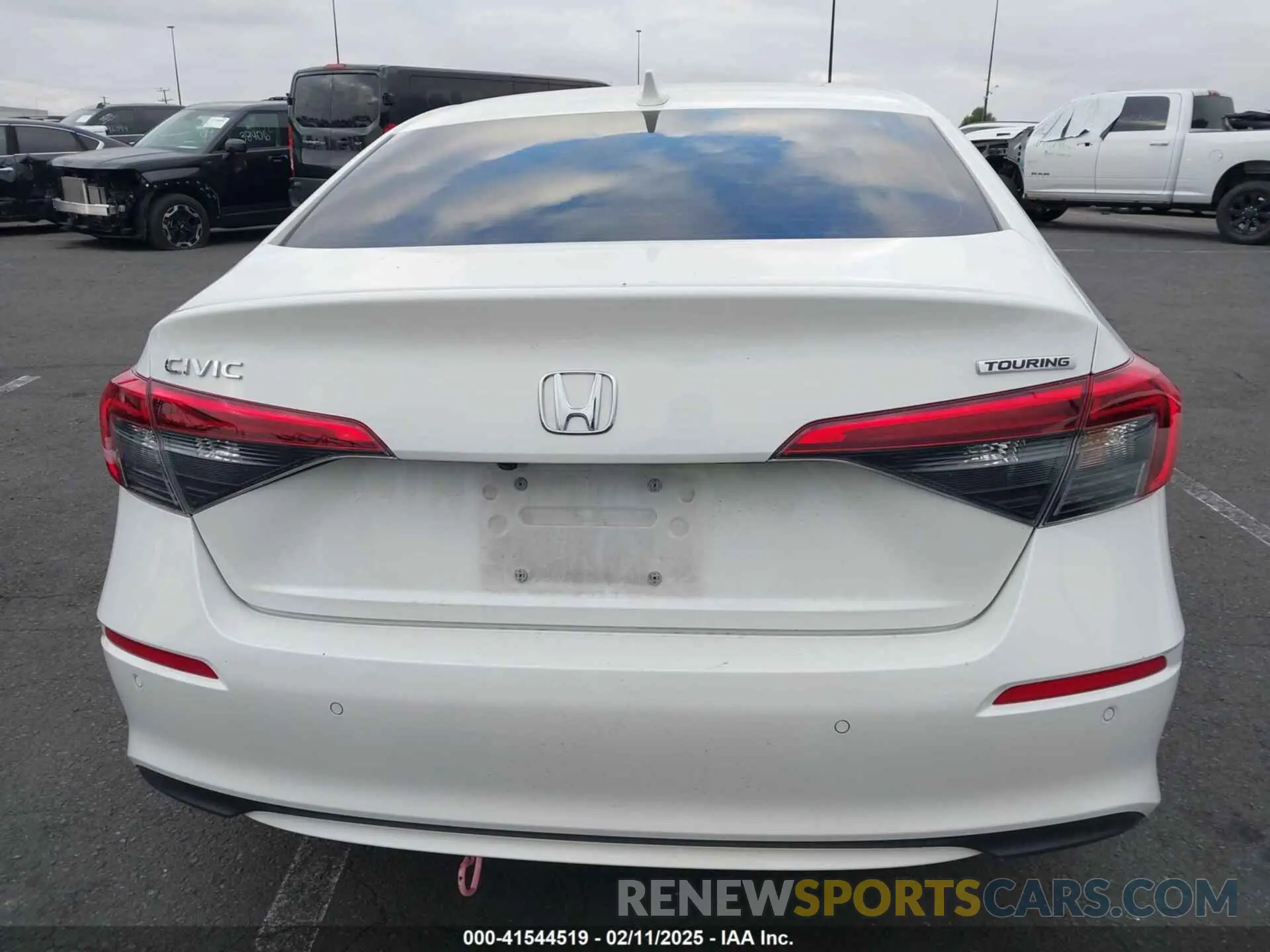 17 Photograph of a damaged car 2HGFE1F98NH325197 HONDA CIVIC 2022