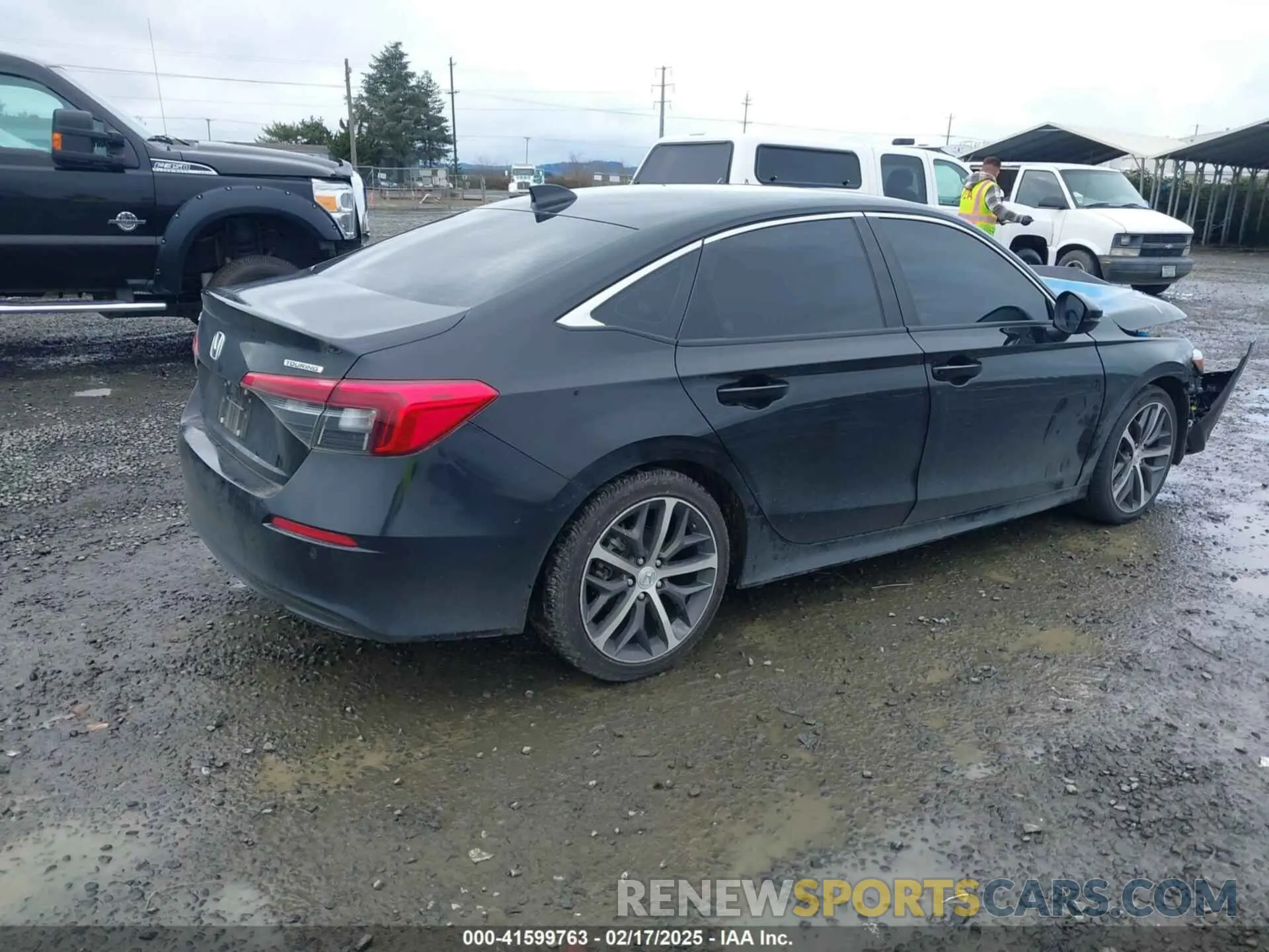 4 Photograph of a damaged car 2HGFE1F9XNH300236 HONDA CIVIC 2022