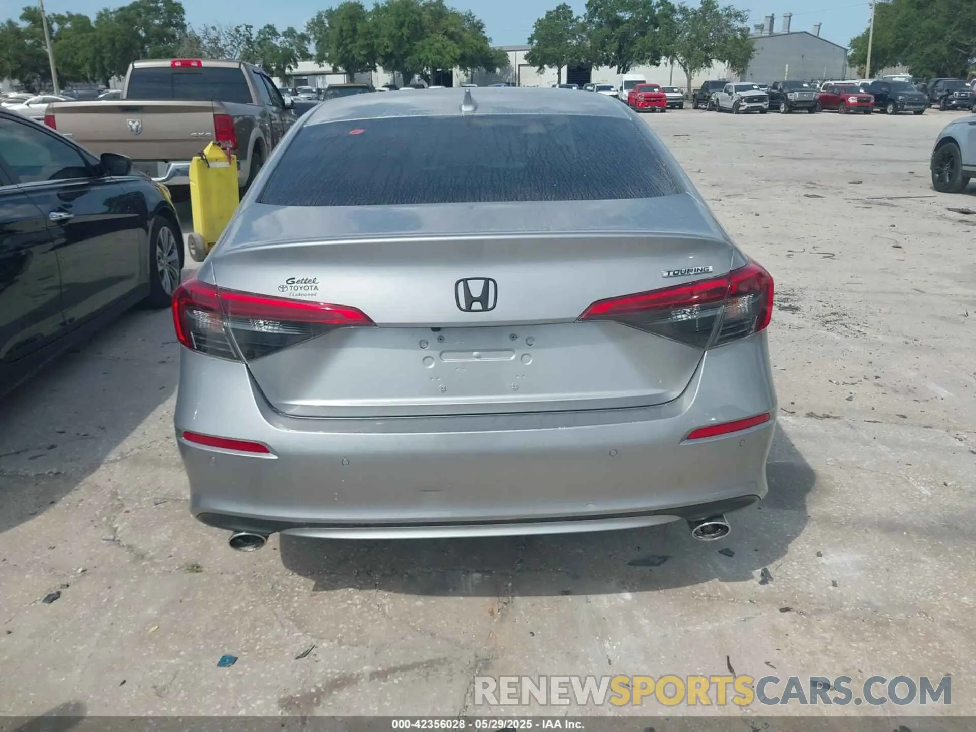 16 Photograph of a damaged car 2HGFE1F9XNH316565 HONDA CIVIC 2022