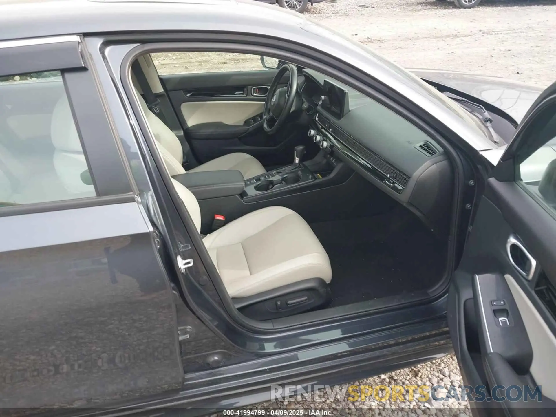 5 Photograph of a damaged car 2HGFE1F9XNH316999 HONDA CIVIC 2022