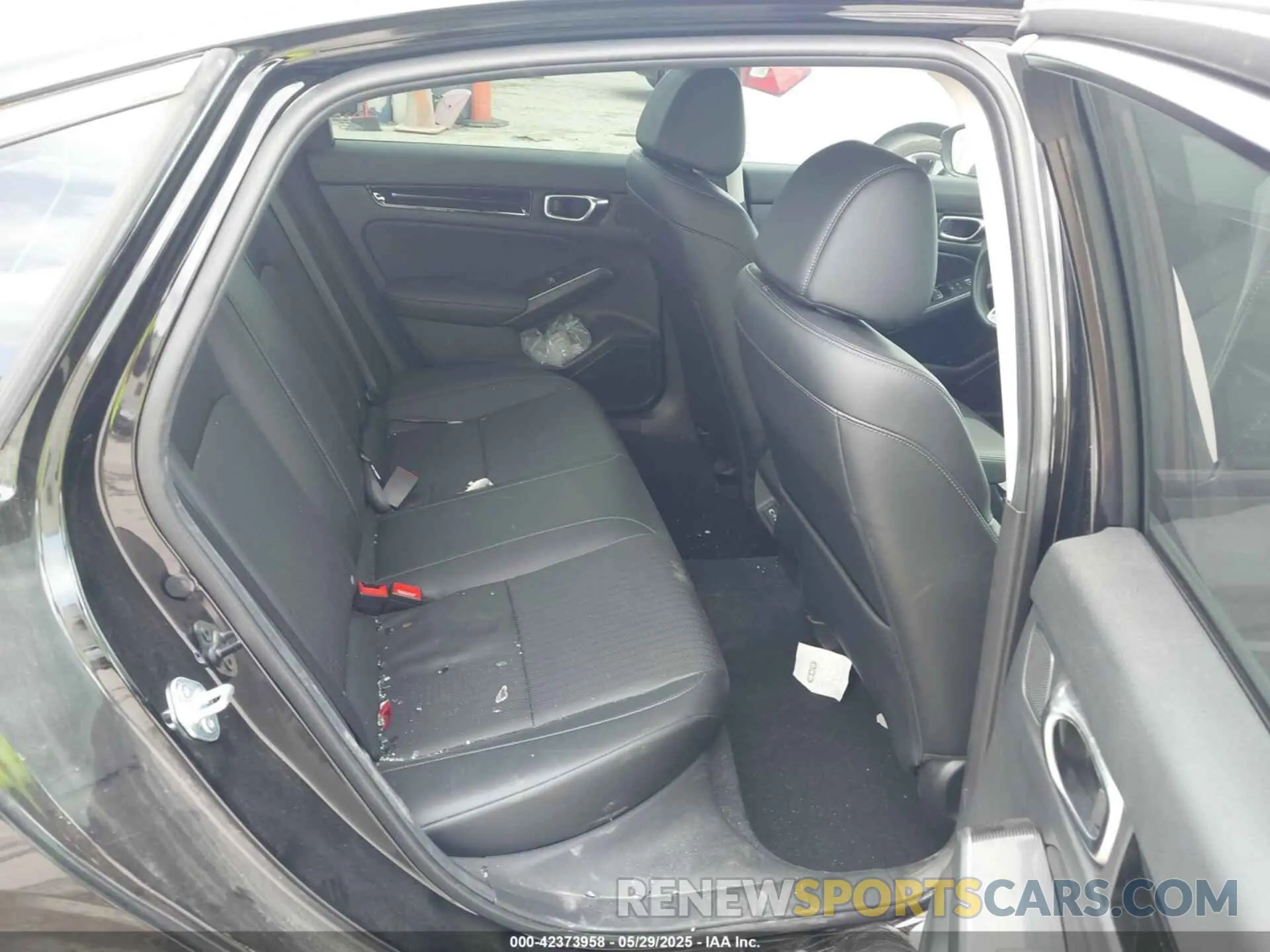 8 Photograph of a damaged car 2HGFE1F9XNH321586 HONDA CIVIC 2022