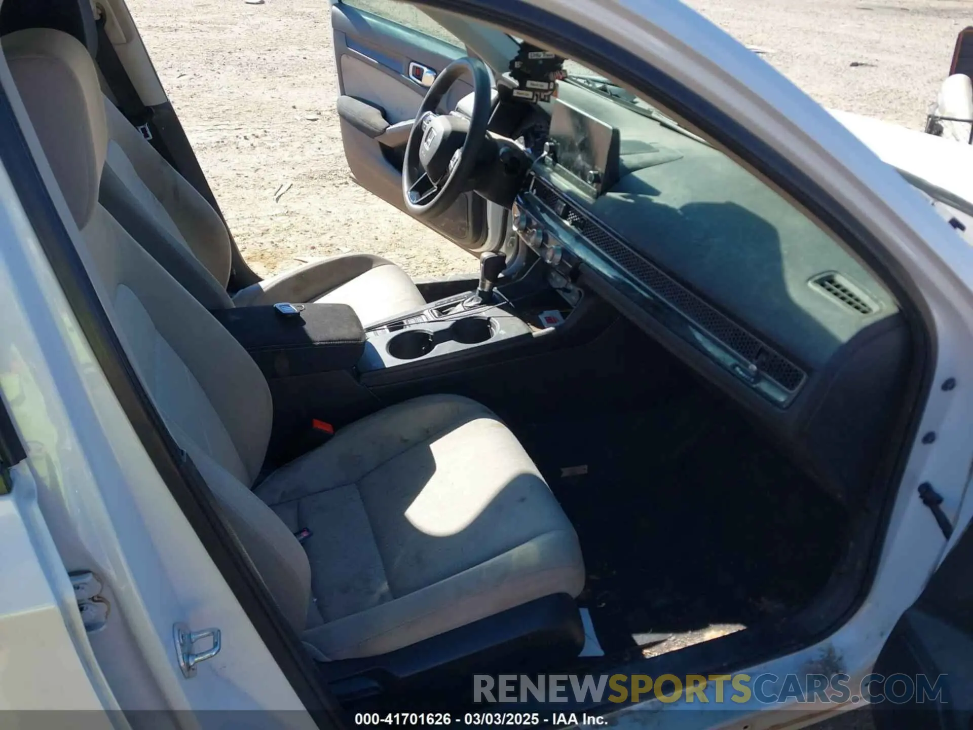 5 Photograph of a damaged car 2HGFE2F20NH511258 HONDA CIVIC 2022