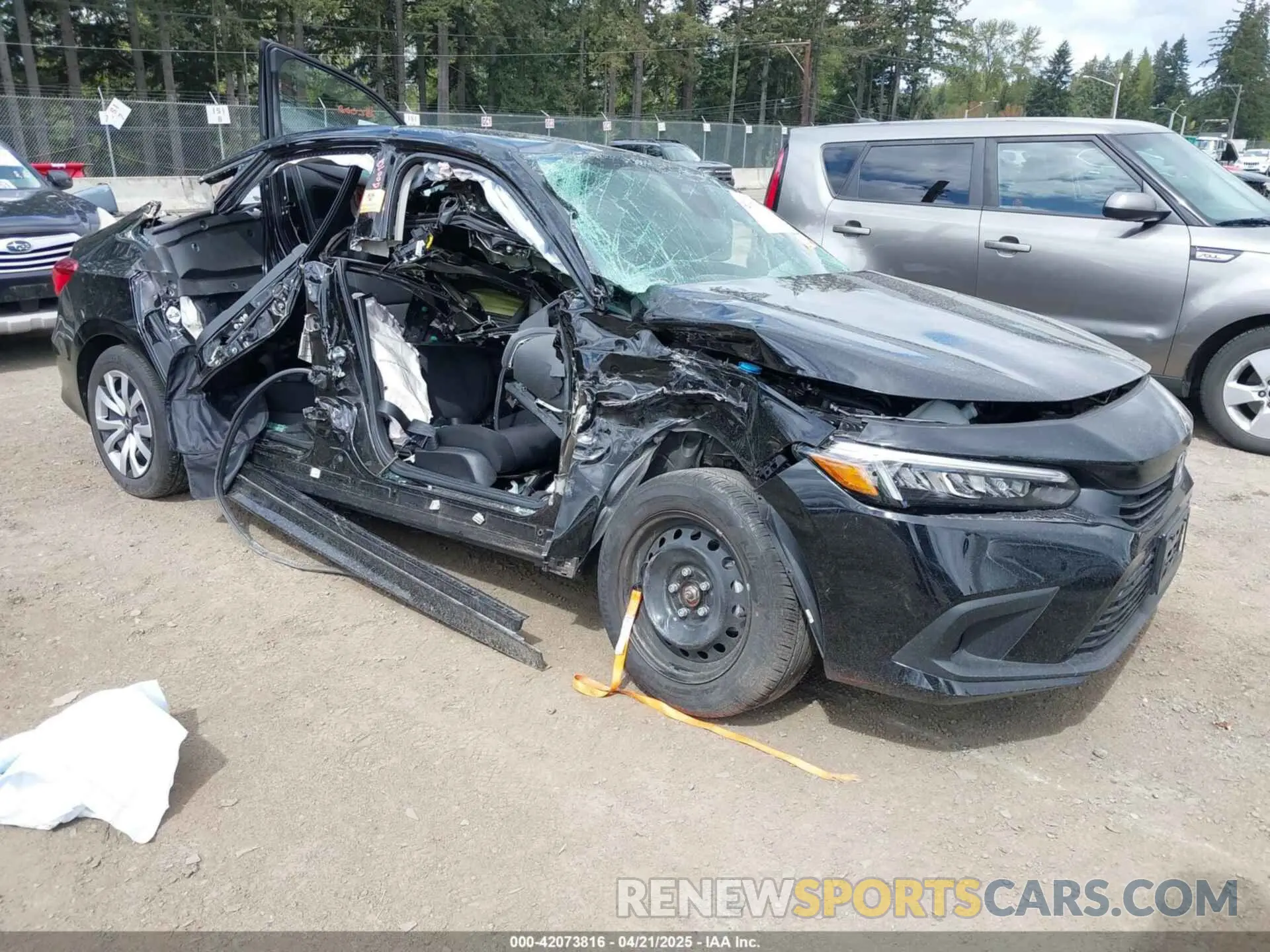 1 Photograph of a damaged car 2HGFE2F21NH548383 HONDA CIVIC 2022