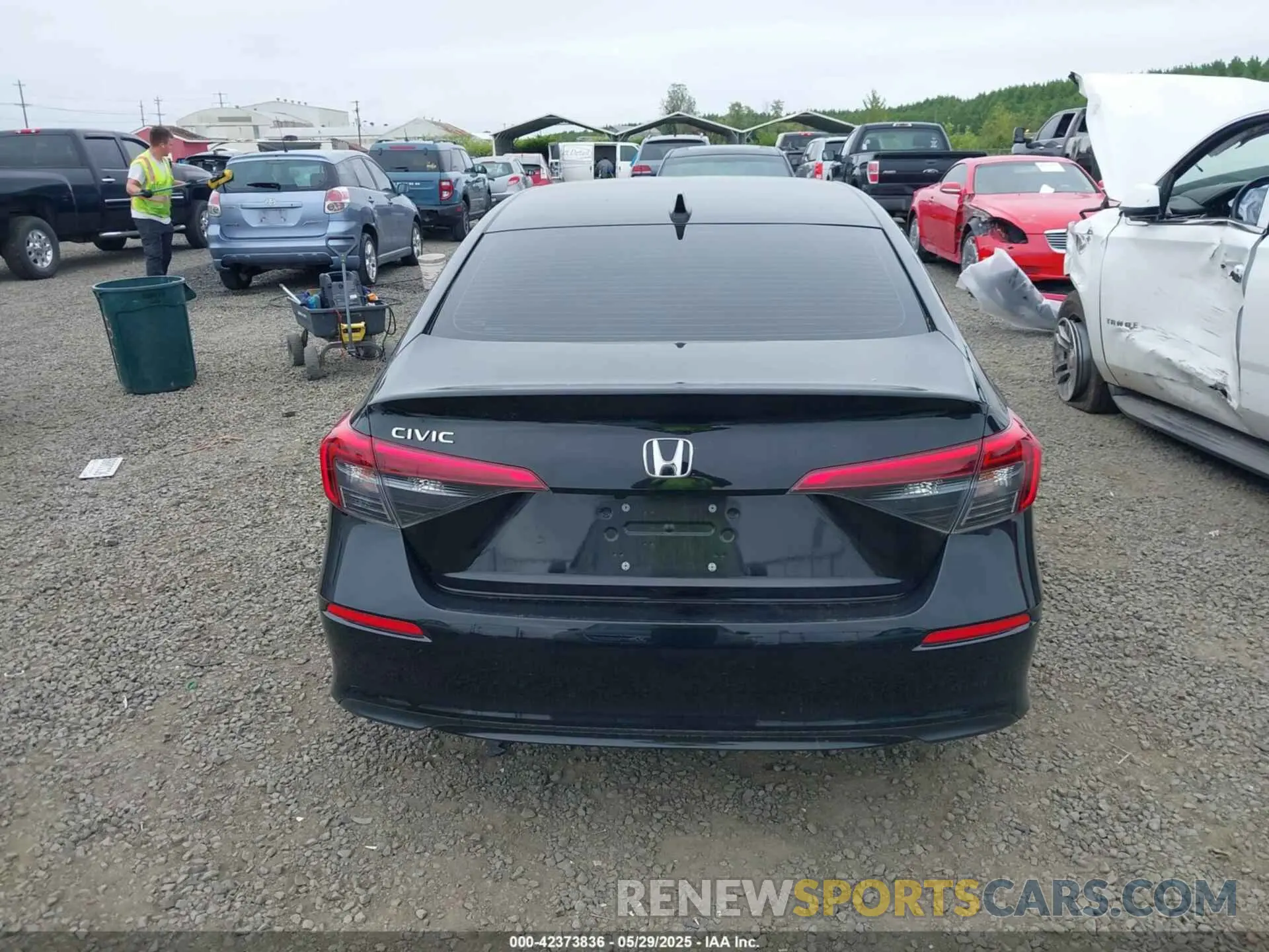 17 Photograph of a damaged car 2HGFE2F21NH597860 HONDA CIVIC 2022