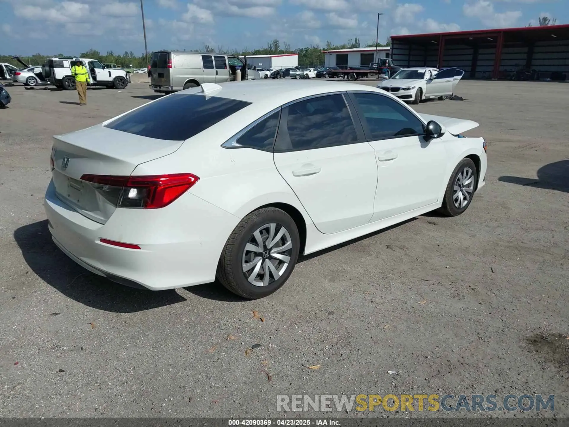 4 Photograph of a damaged car 2HGFE2F22NH520236 HONDA CIVIC 2022