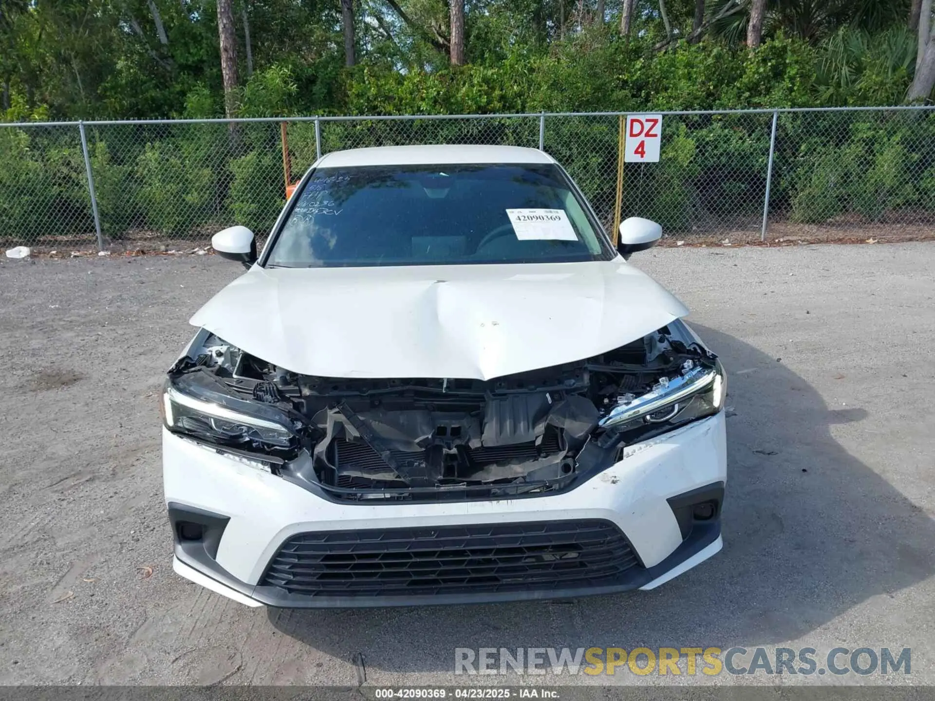 6 Photograph of a damaged car 2HGFE2F22NH520236 HONDA CIVIC 2022