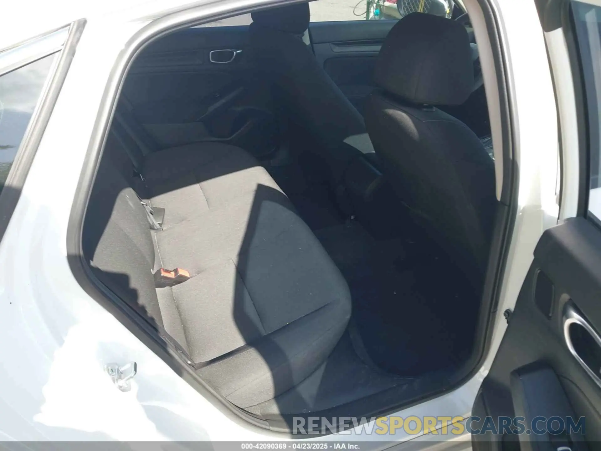 8 Photograph of a damaged car 2HGFE2F22NH520236 HONDA CIVIC 2022