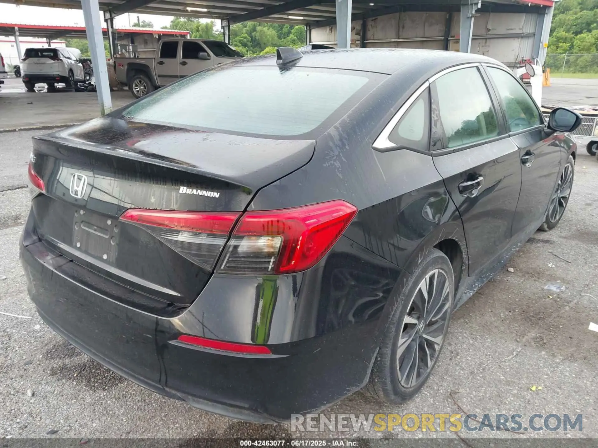 4 Photograph of a damaged car 2HGFE2F22NH526358 HONDA CIVIC 2022