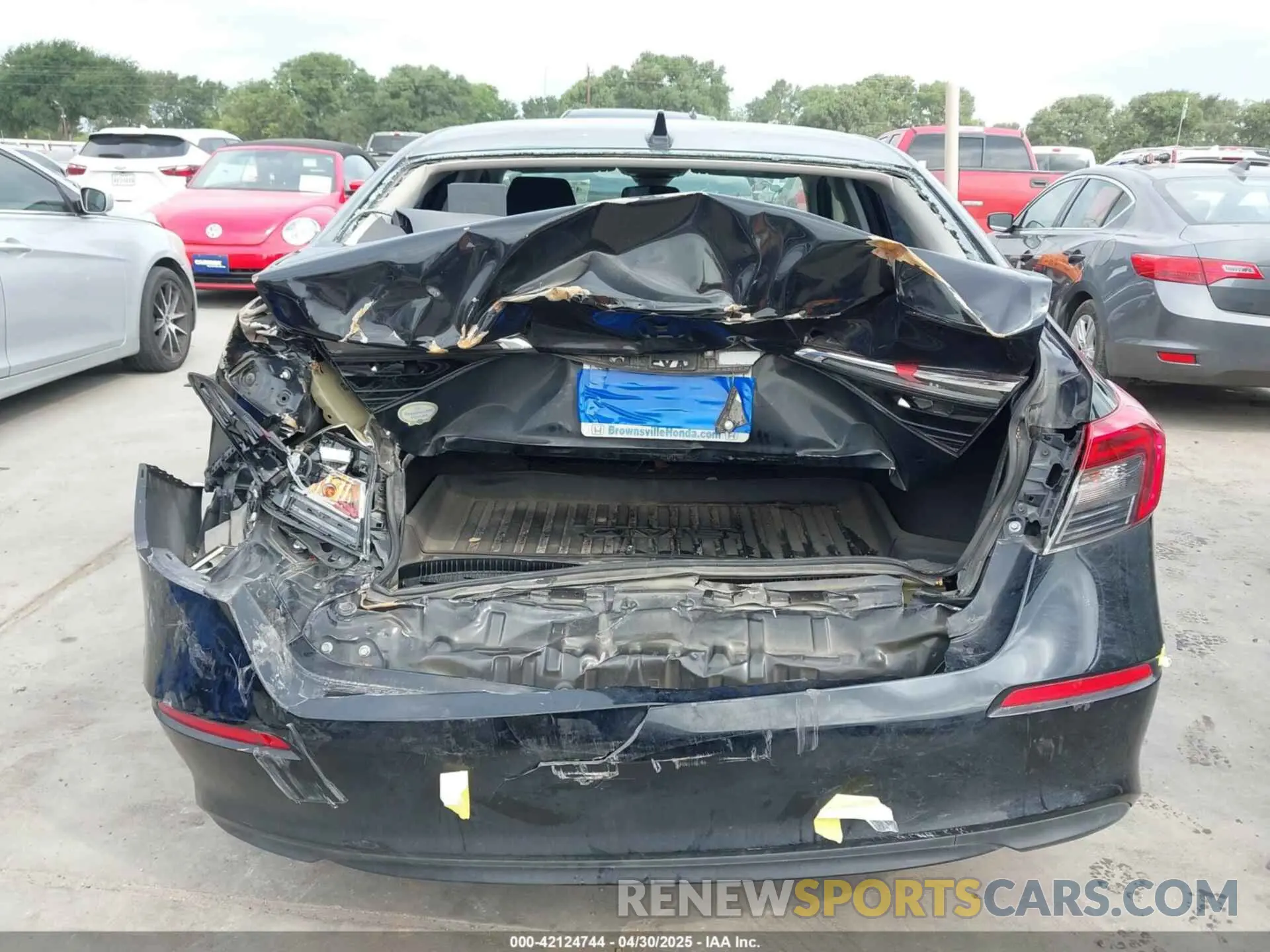 17 Photograph of a damaged car 2HGFE2F24NH523607 HONDA CIVIC 2022
