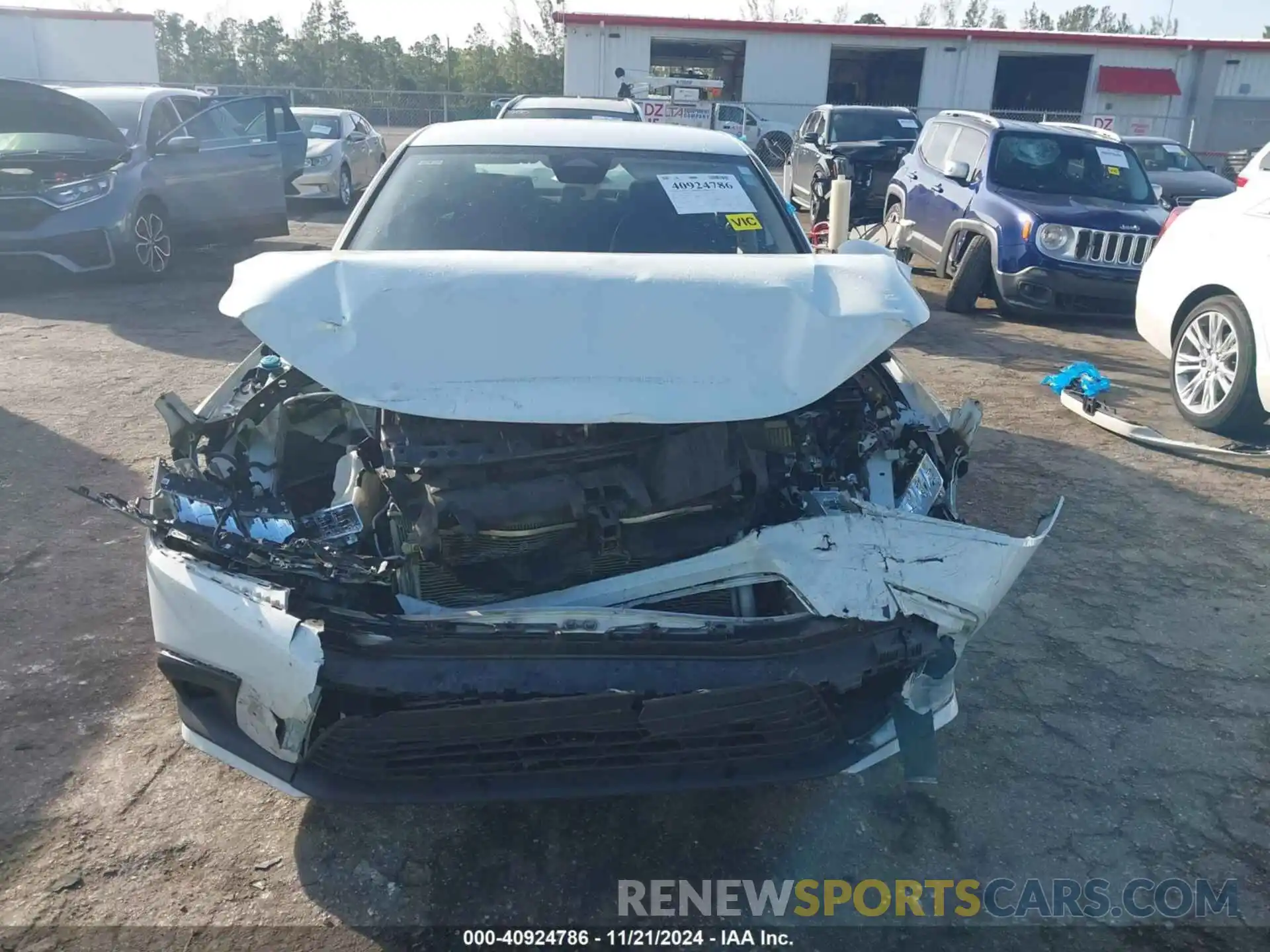 12 Photograph of a damaged car 2HGFE2F24NH532467 HONDA CIVIC 2022